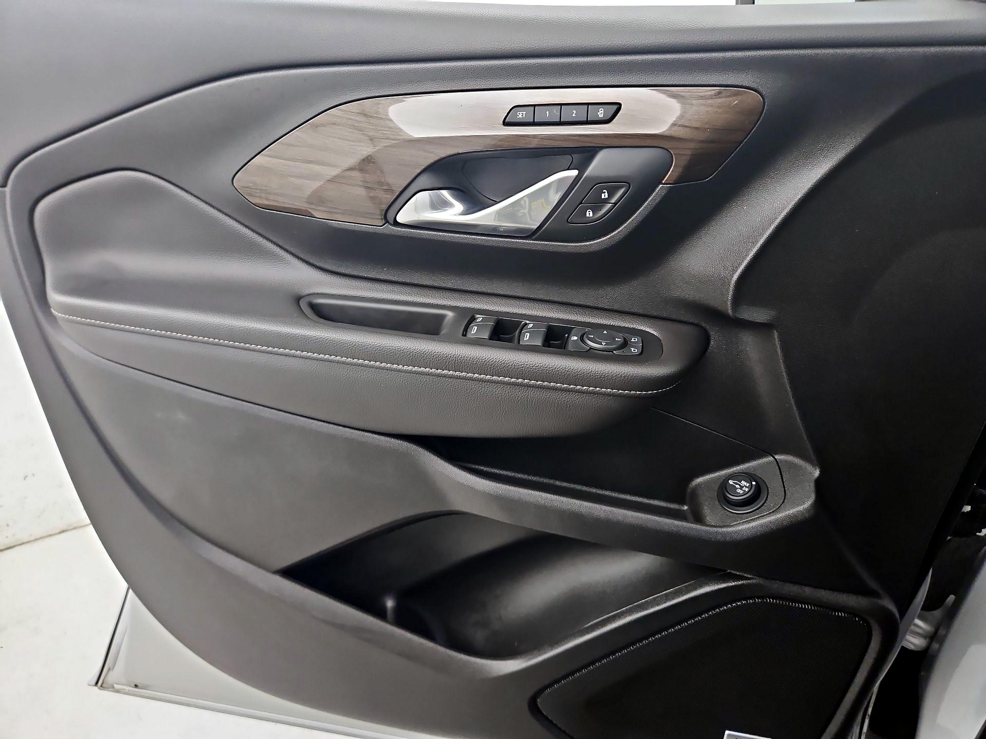 Thumbnail: 2020 GMC Terrain - 12