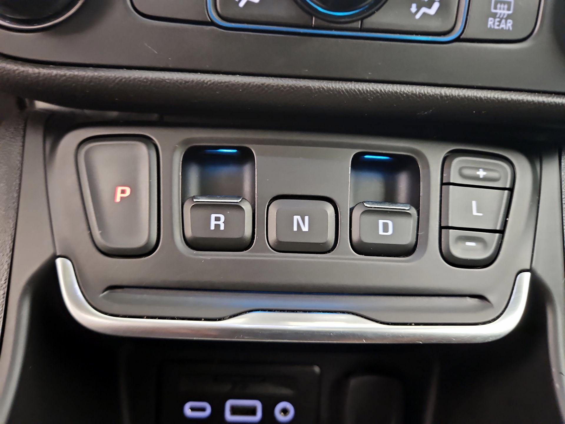 Thumbnail: 2020 GMC Terrain - 18