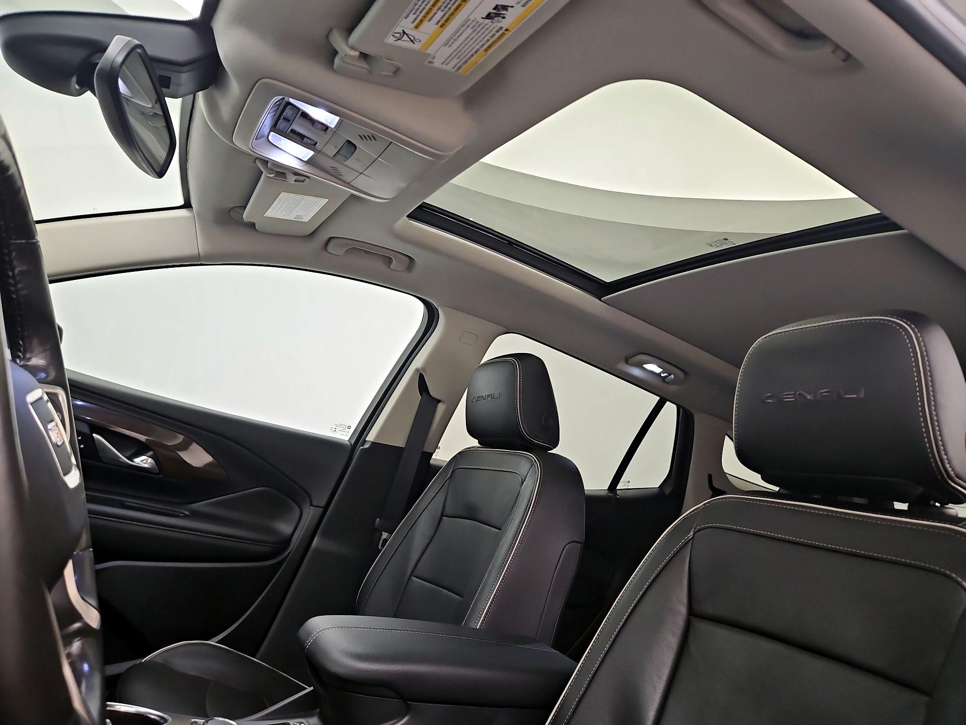 Thumbnail: 2020 GMC Terrain - 20