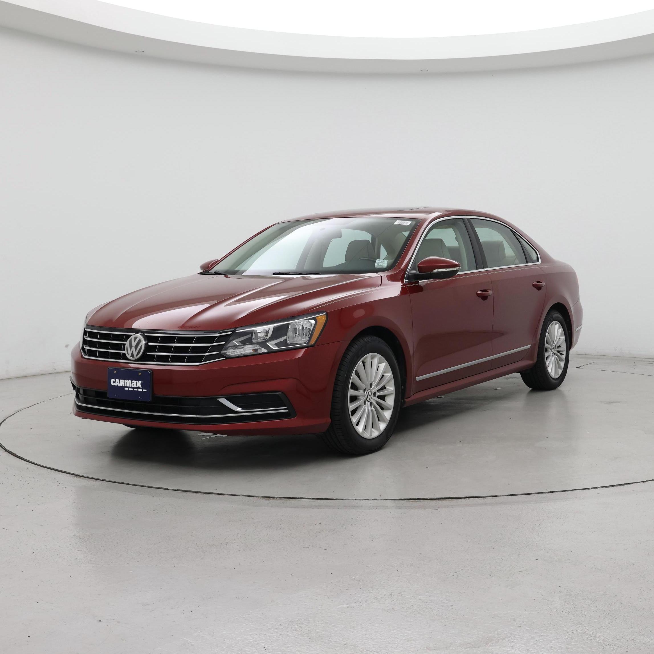 Thumbnail: 2016 Volkswagen Passat - 4
