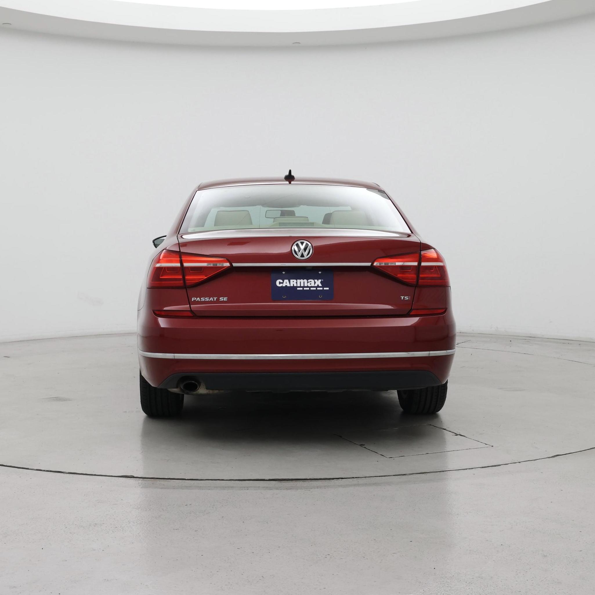 Thumbnail: 2016 Volkswagen Passat - 6