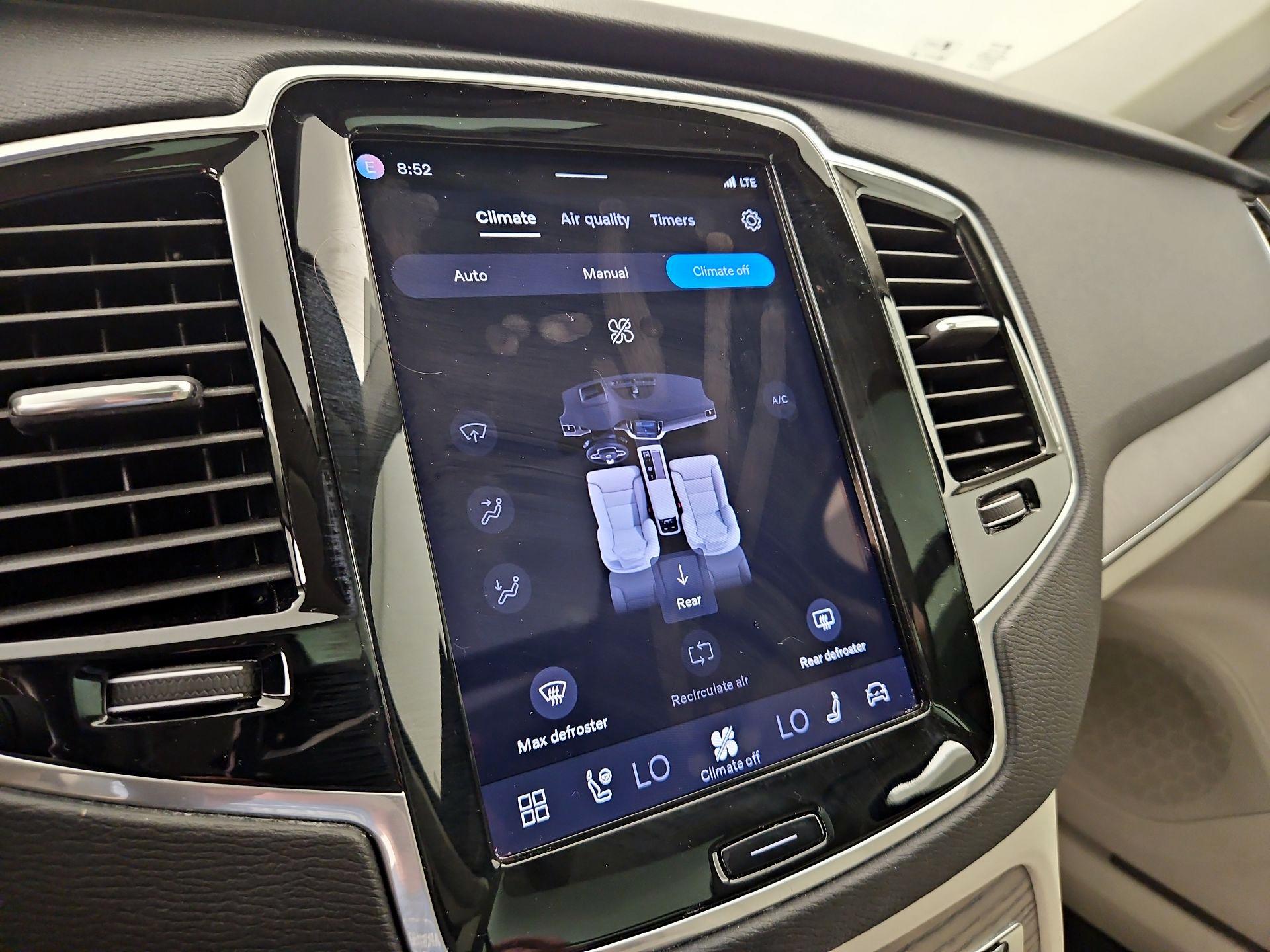 Thumbnail: 2023 Volvo XC90 - 16