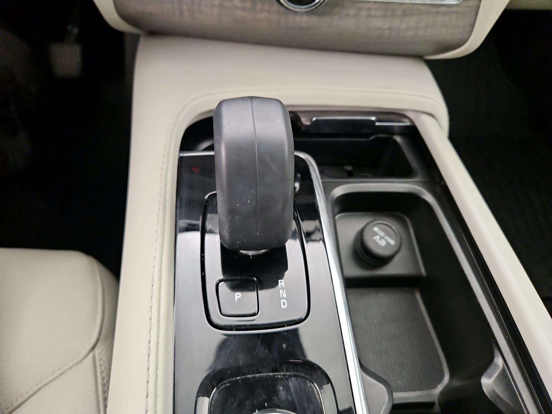 Thumbnail: 2023 Volvo XC90 - 17