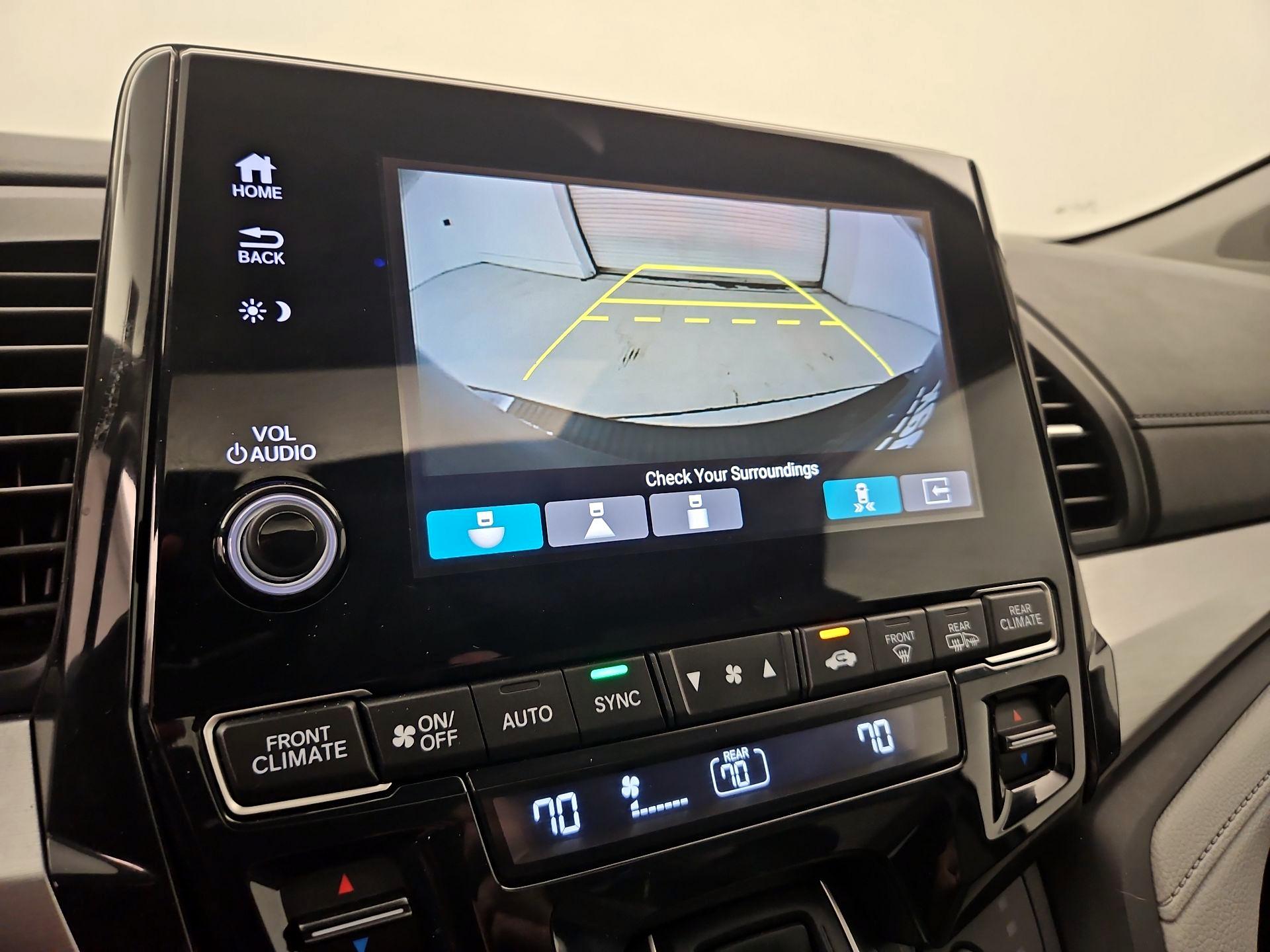 Thumbnail: 2019 Honda Odyssey - 15