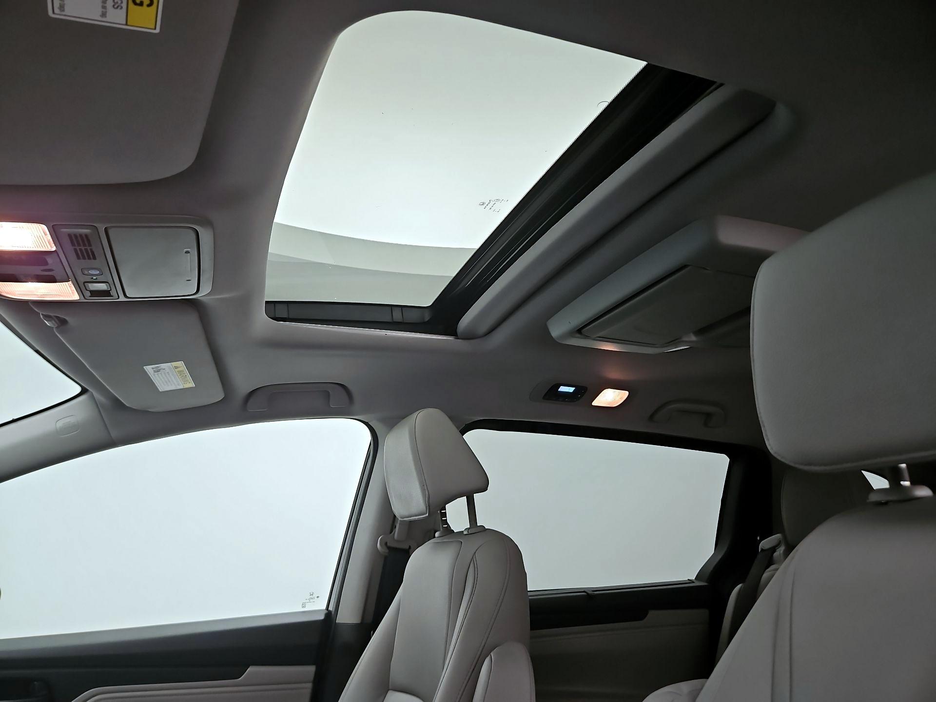 Thumbnail: 2019 Honda Odyssey - 20