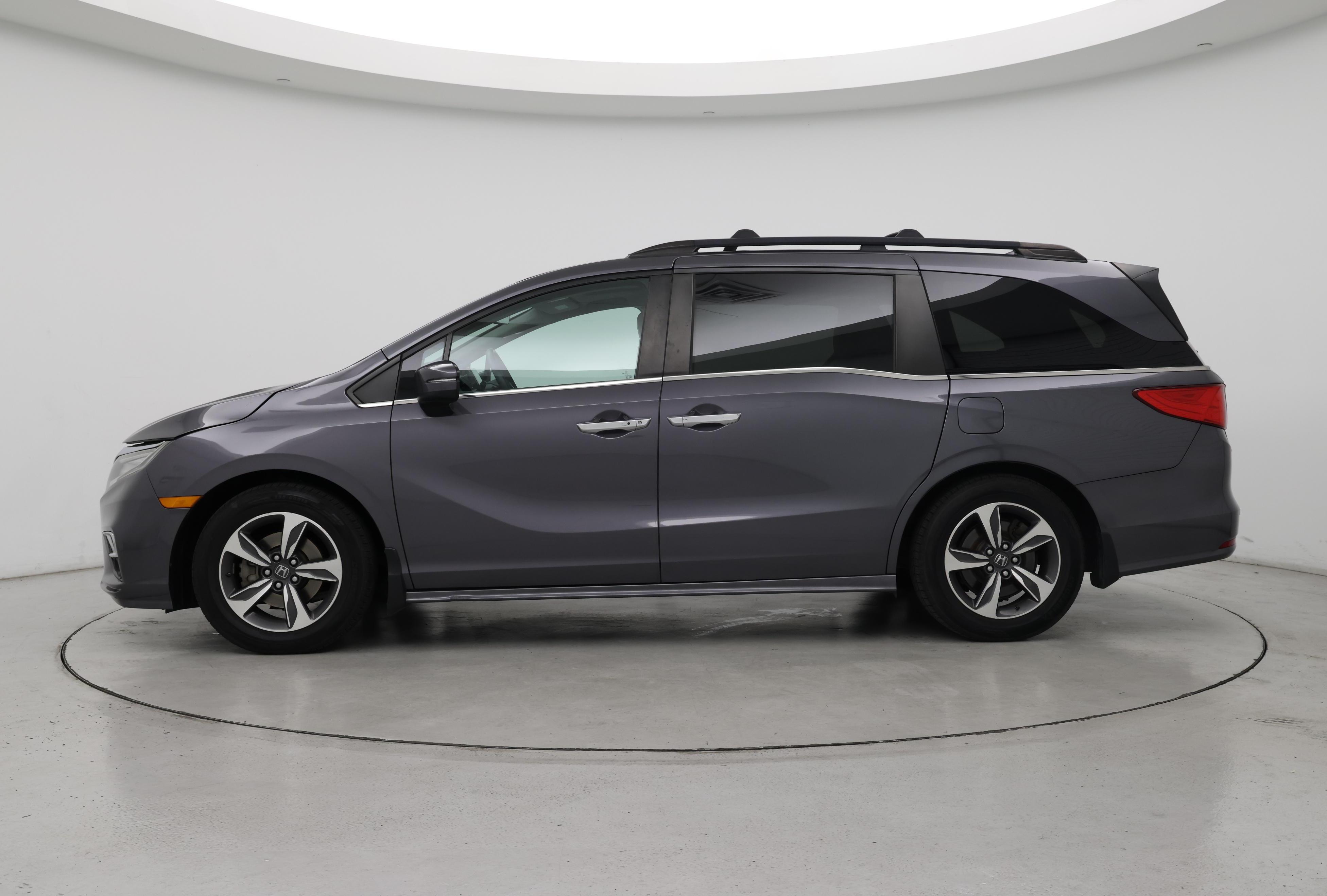 Thumbnail: 2019 Honda Odyssey - 3