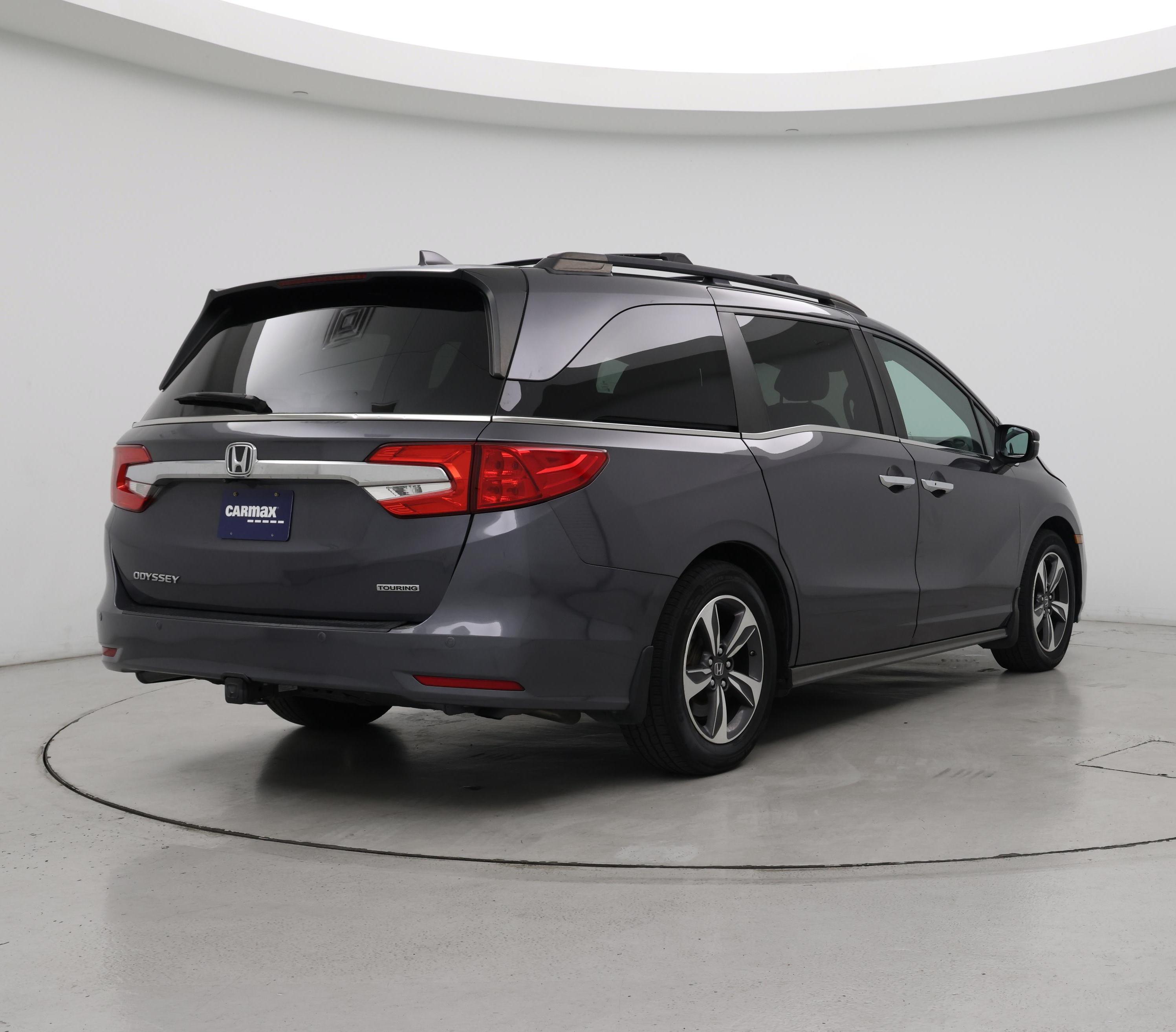 Thumbnail: 2019 Honda Odyssey - 8