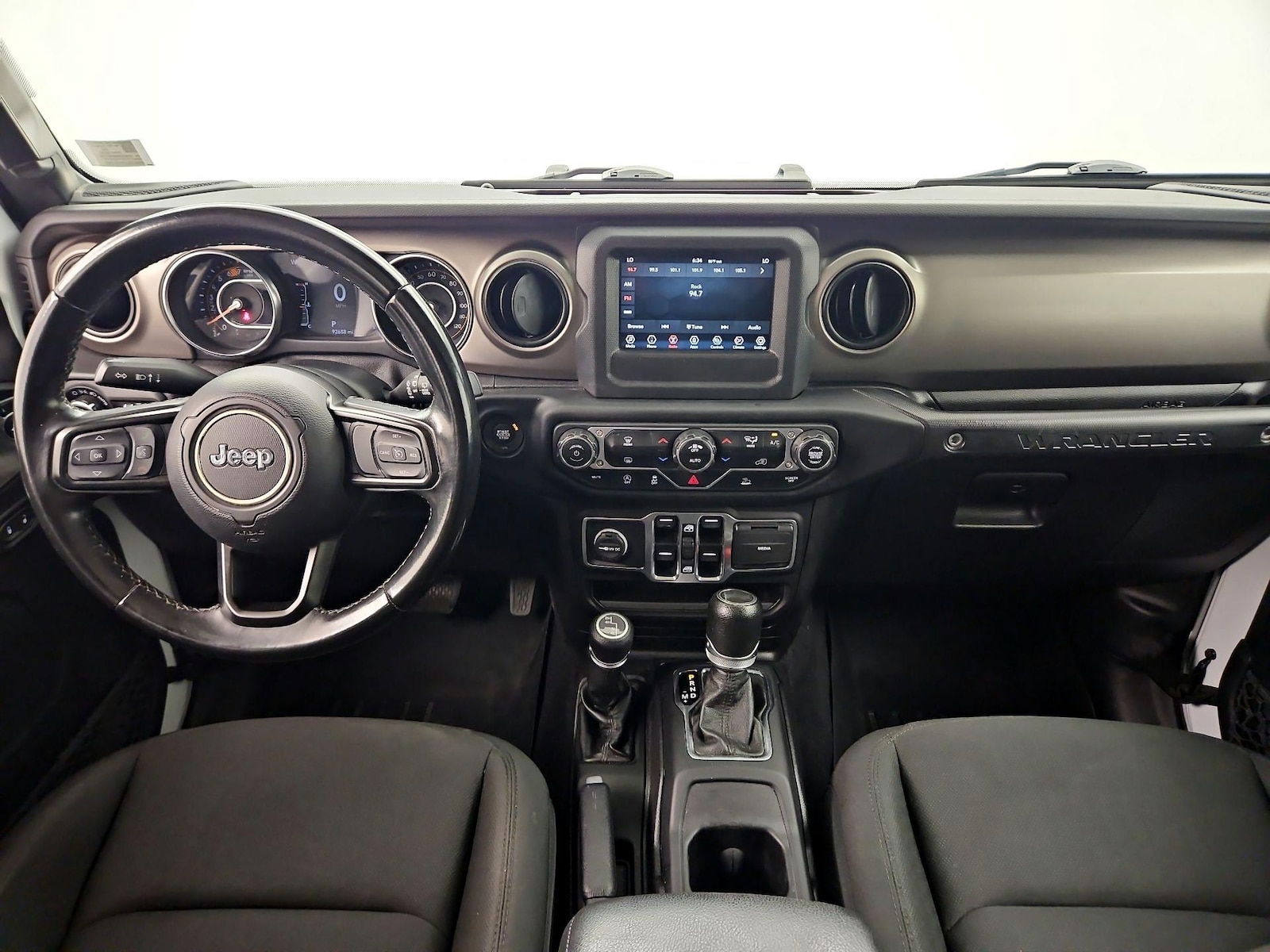 Apple CarPlay® & Android Auto™