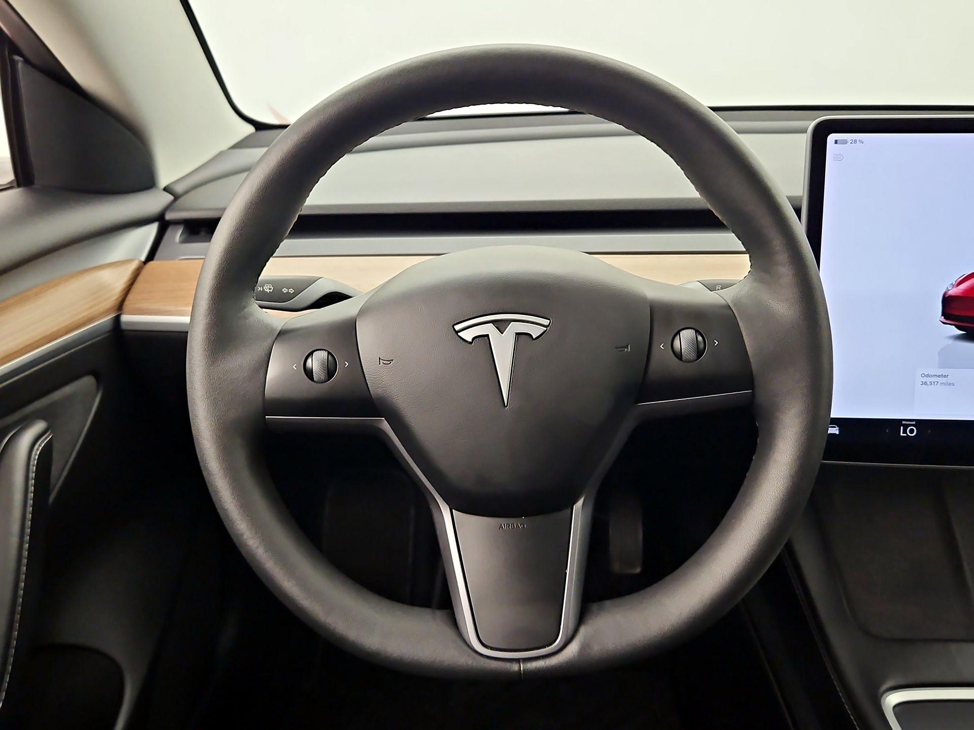 Thumbnail: 2022 Tesla Model 3 - 10