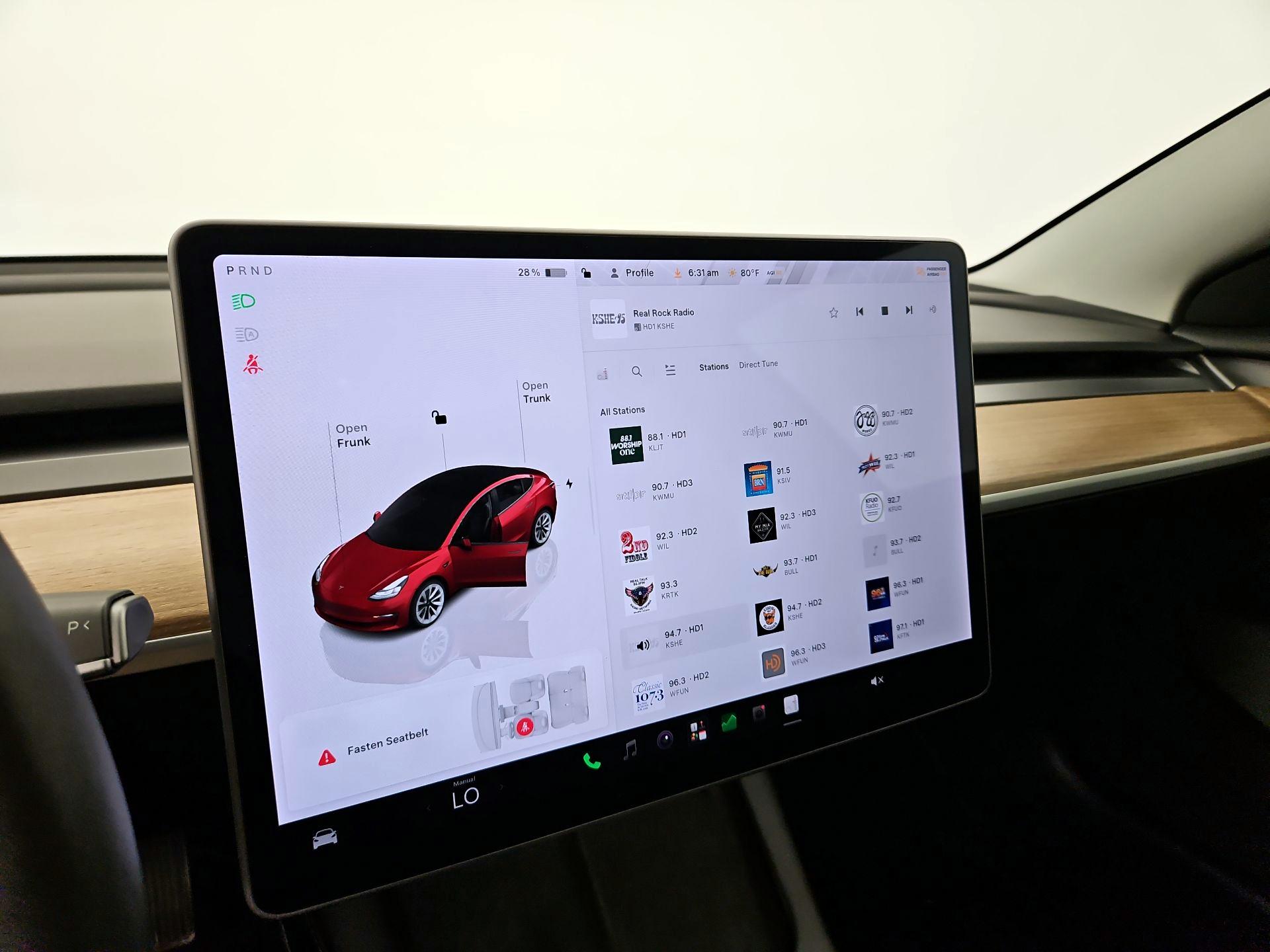 Thumbnail: 2022 Tesla Model 3 - 15