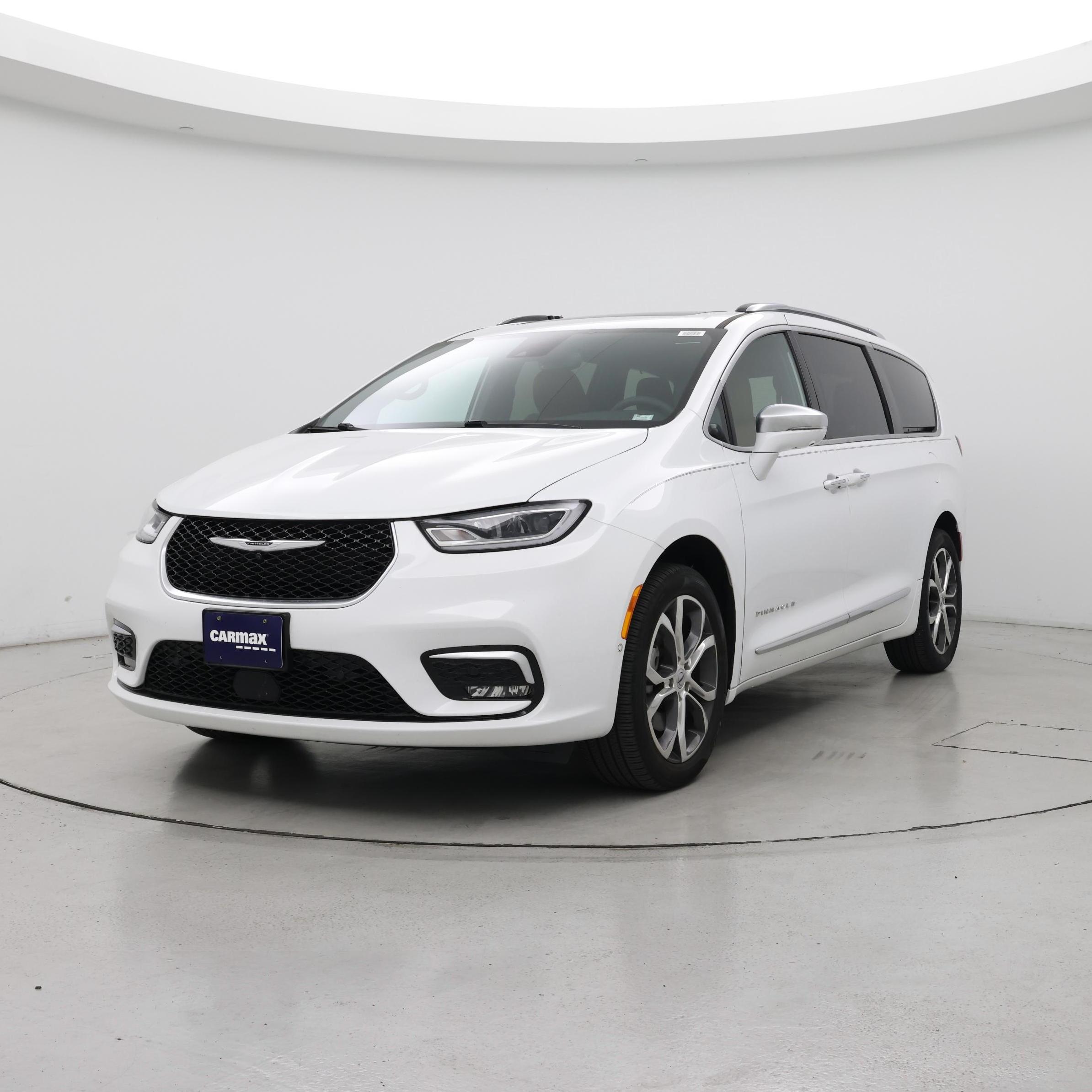 Thumbnail: 2024 Chrysler Pacifica - 4