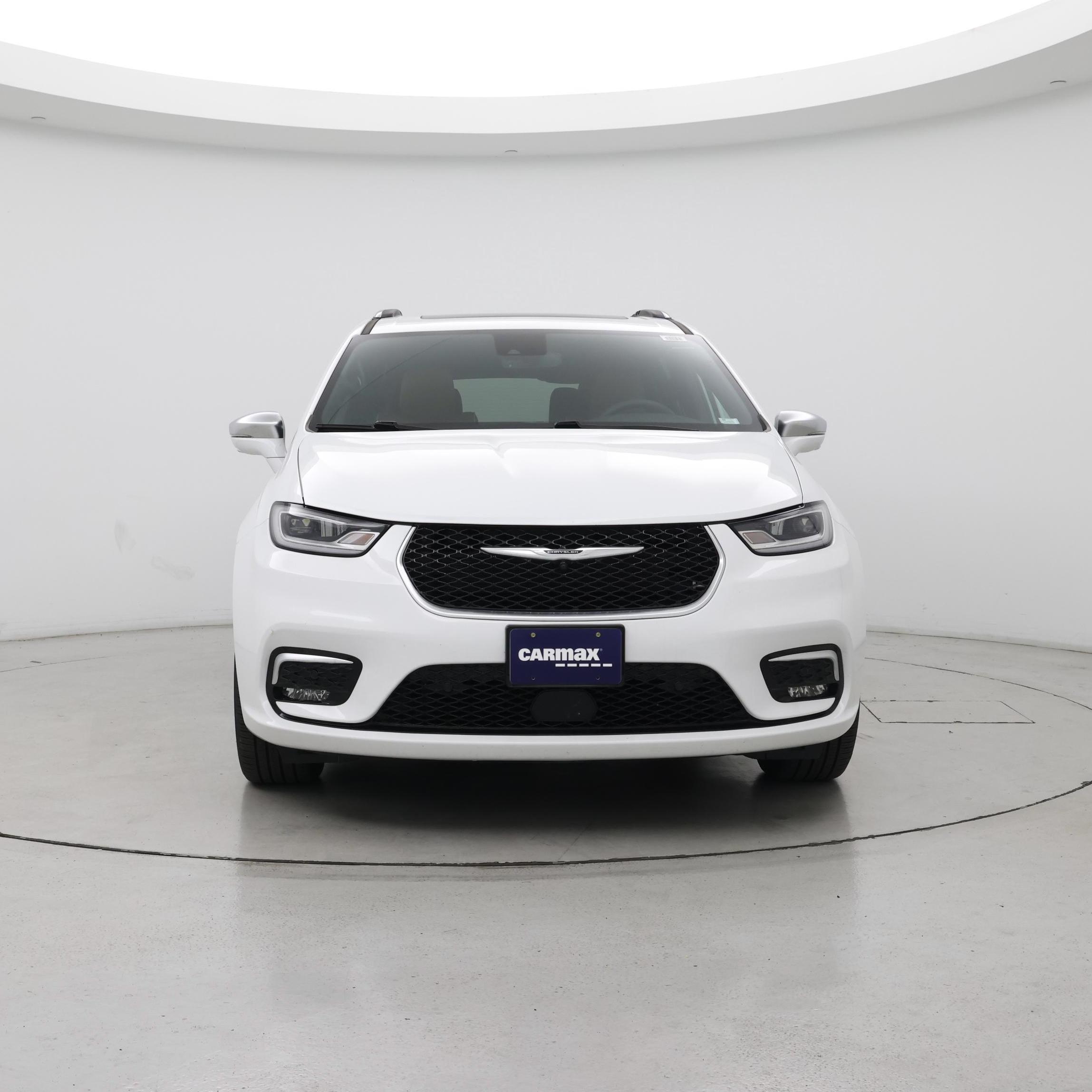 Thumbnail: 2024 Chrysler Pacifica - 5