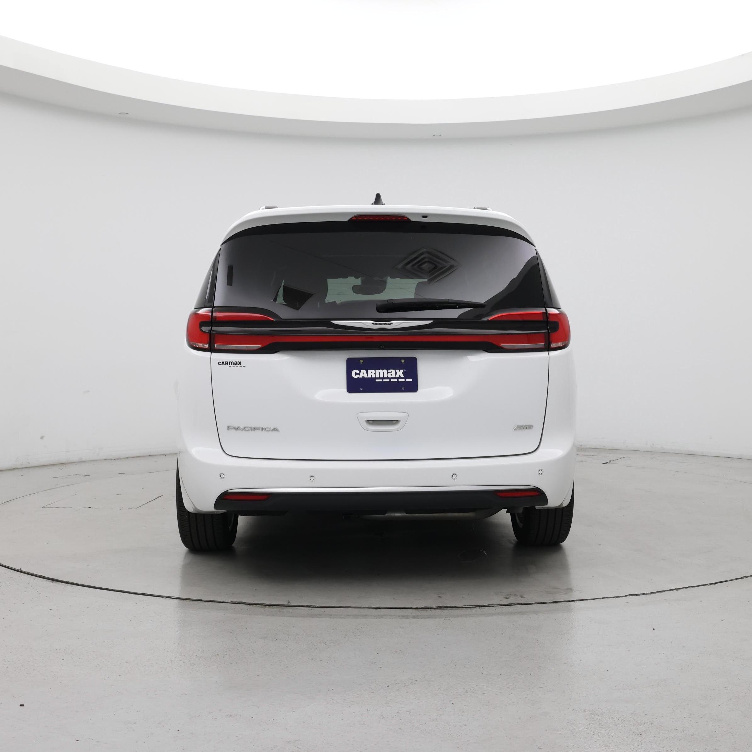 Thumbnail: 2024 Chrysler Pacifica - 6