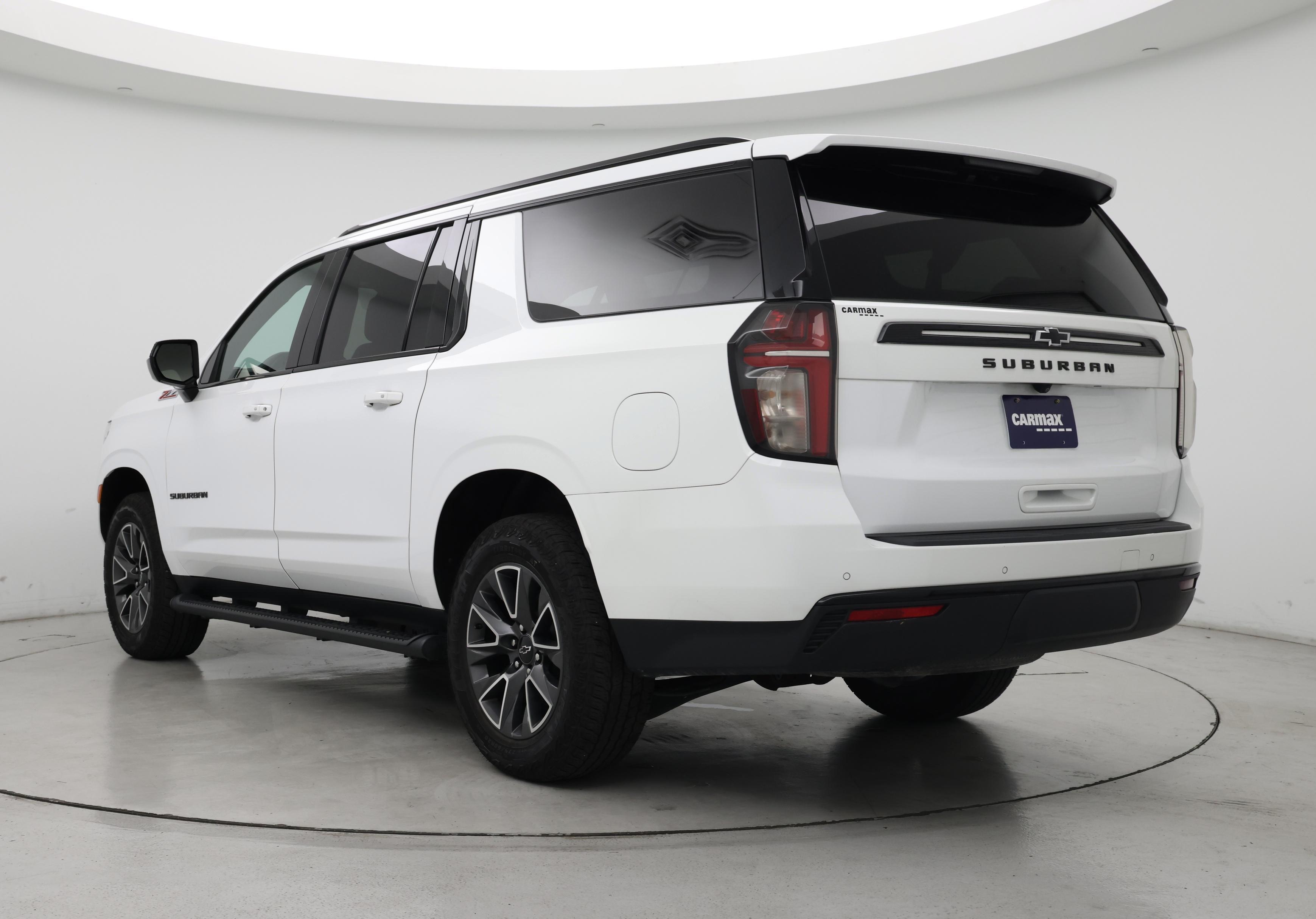 Thumbnail: 2023 Chevrolet Suburban - 2