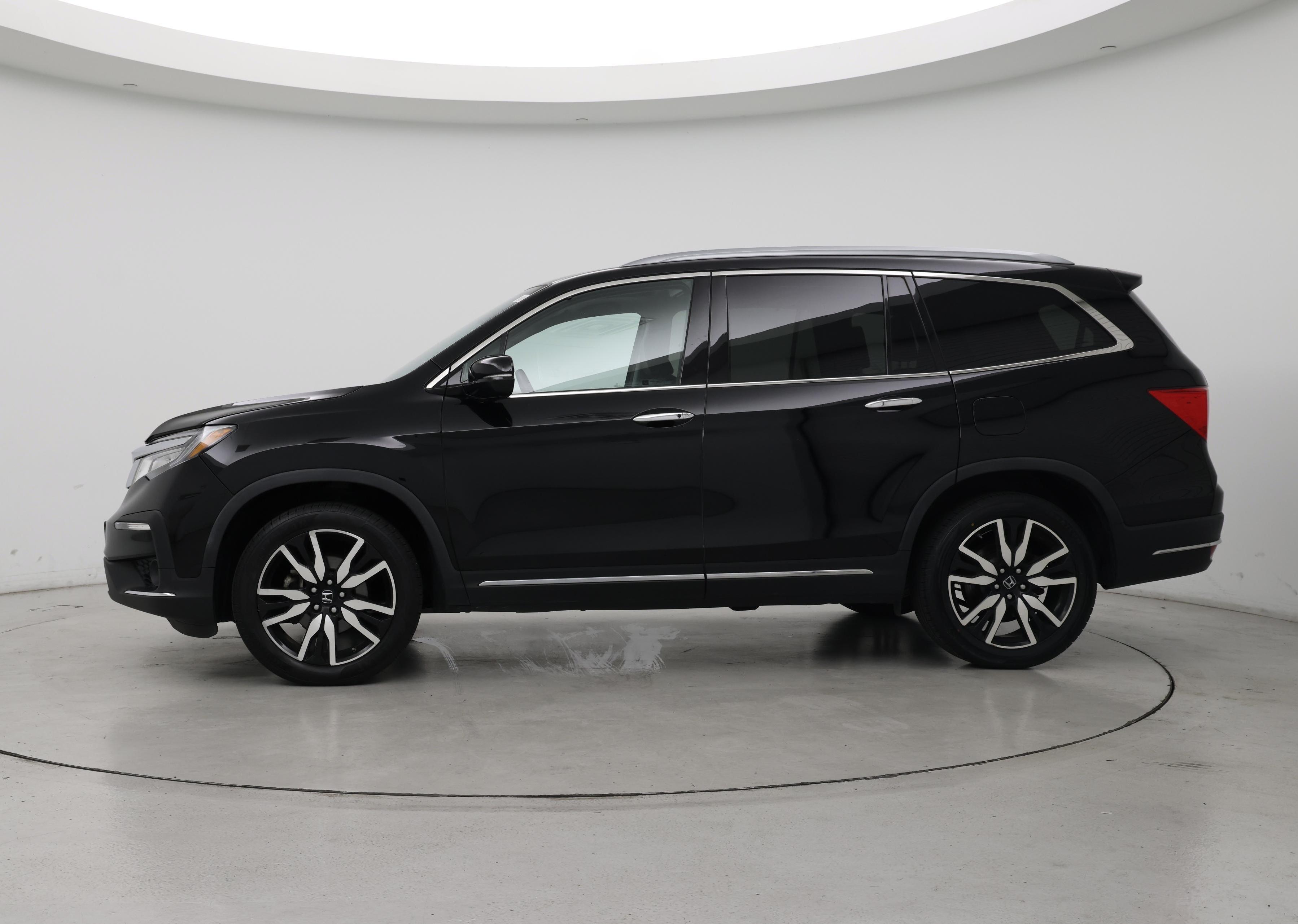 Thumbnail: 2021 Honda Pilot - 3