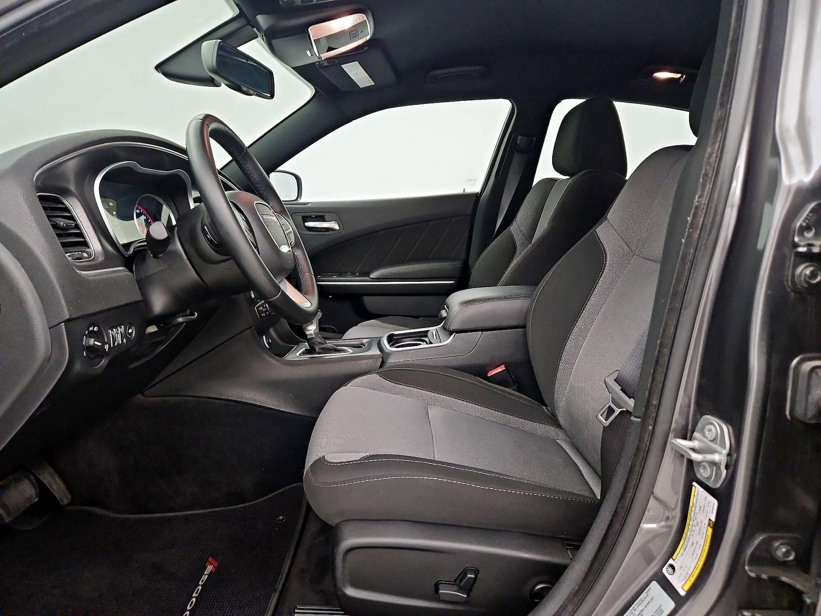 2016 Dodge Charger SXT - Photo 12