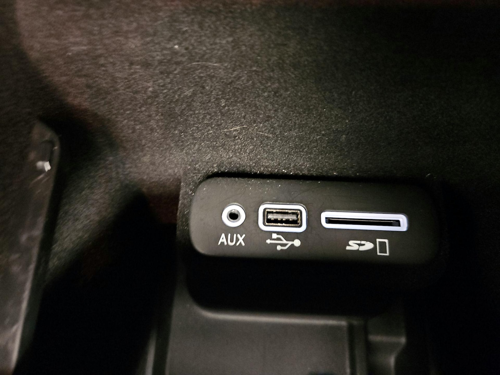 2016 Dodge Charger SXT - Photo 18