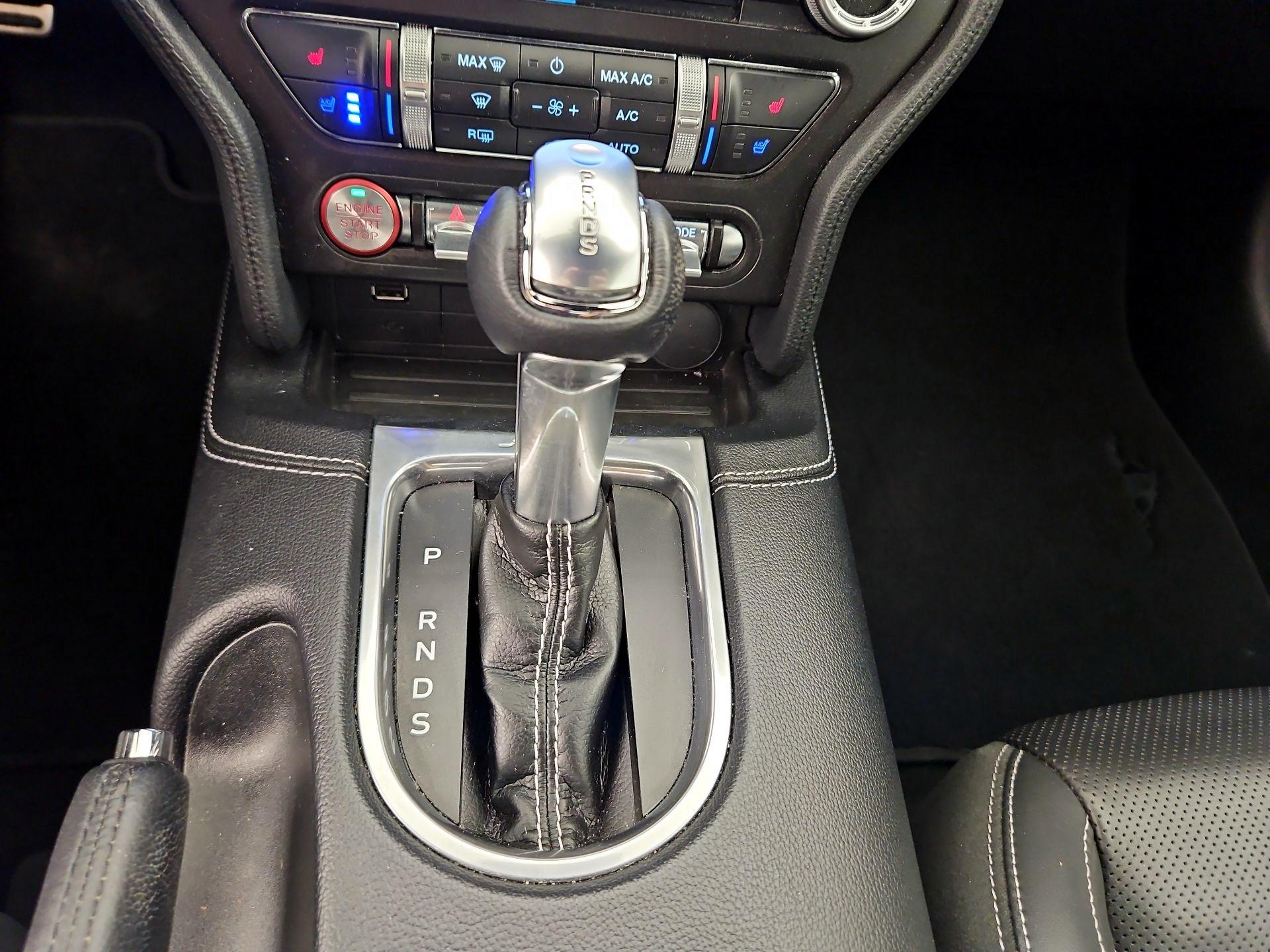 Thumbnail: 2022 Ford Mustang - 18