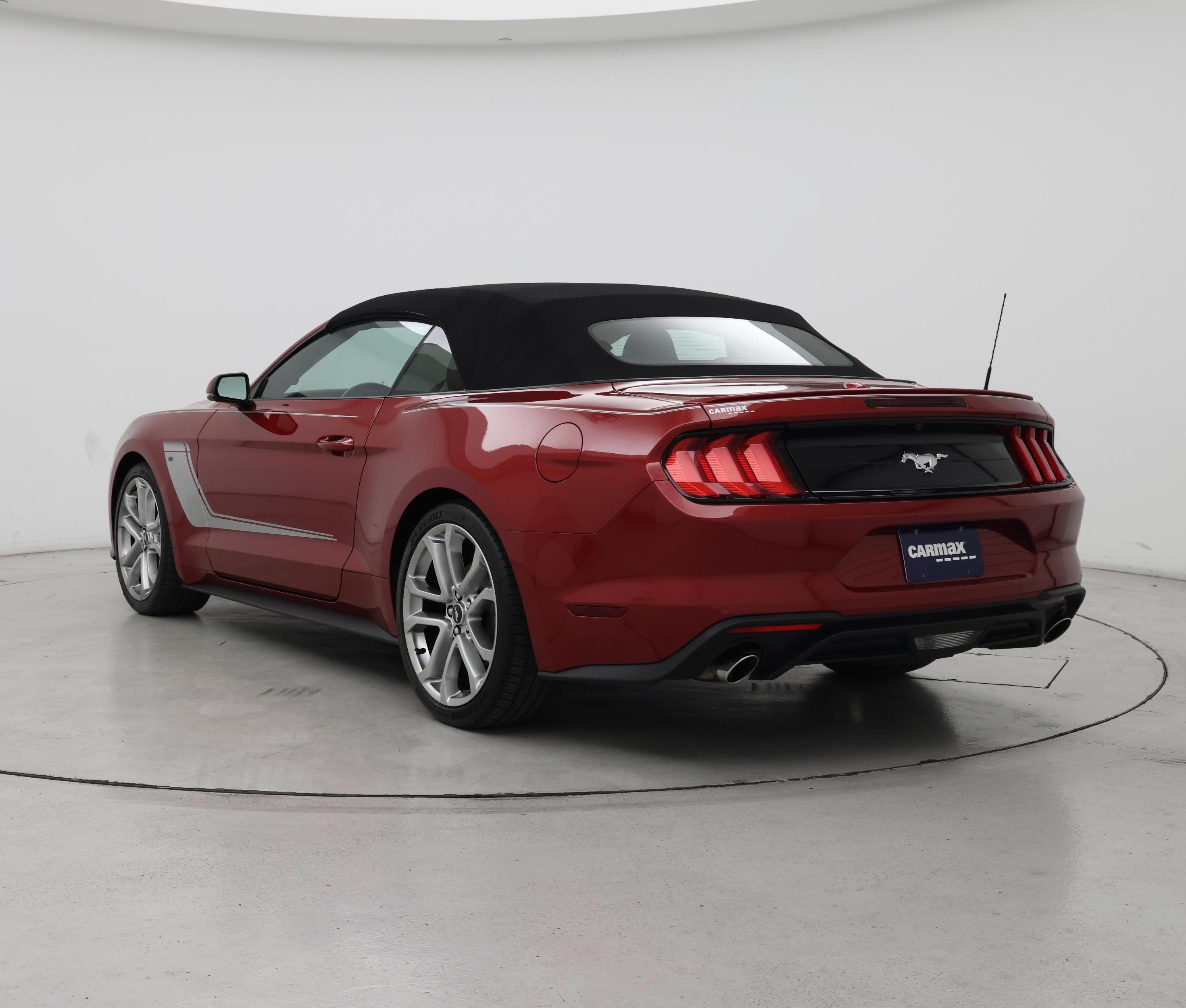 Thumbnail: 2022 Ford Mustang - 2