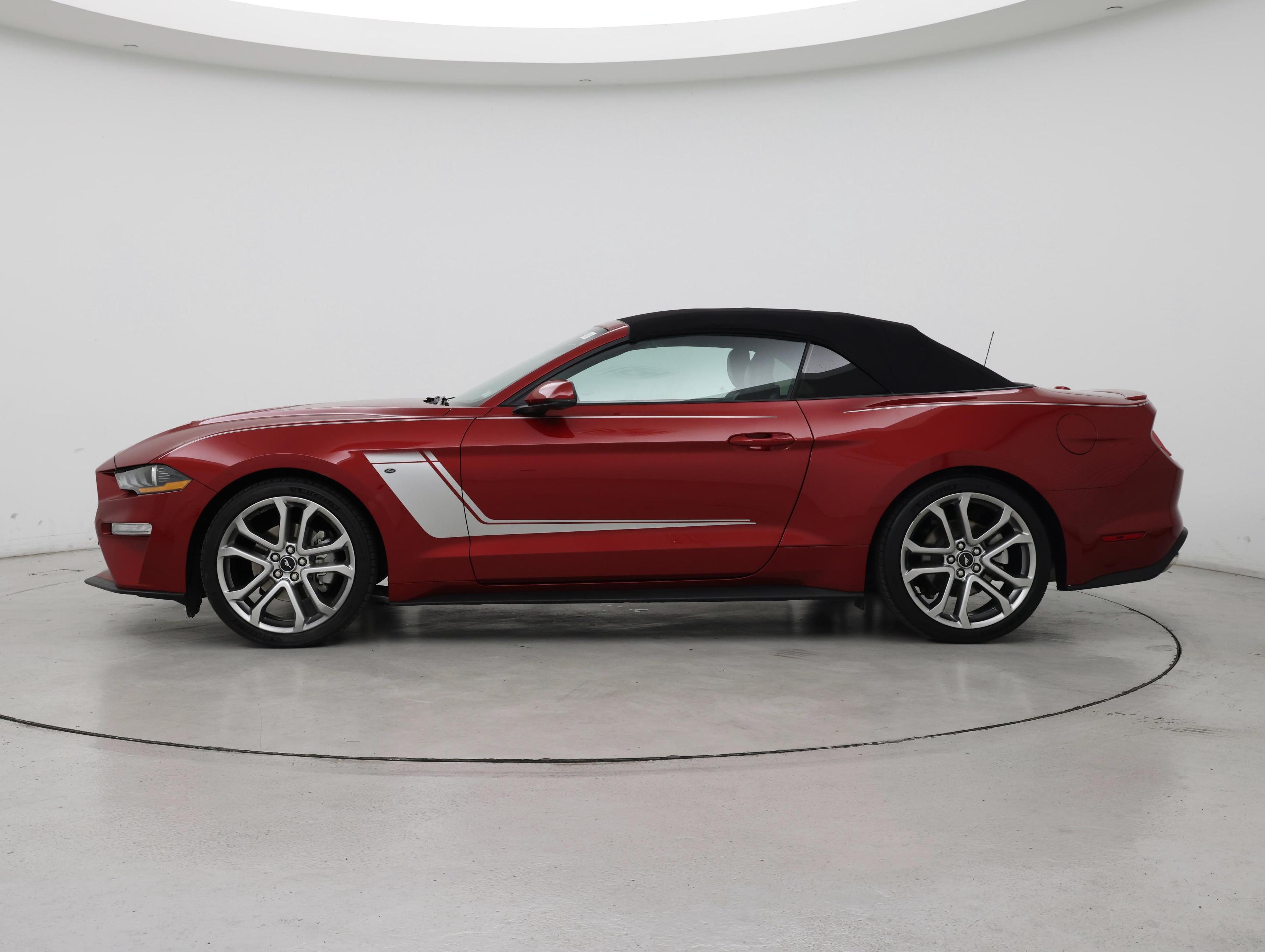 Thumbnail: 2022 Ford Mustang - 3