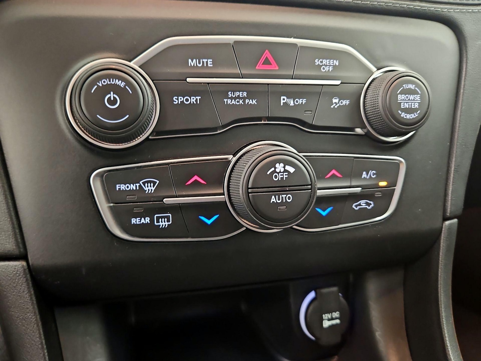 2023 Dodge Charger R/T - Photo 17