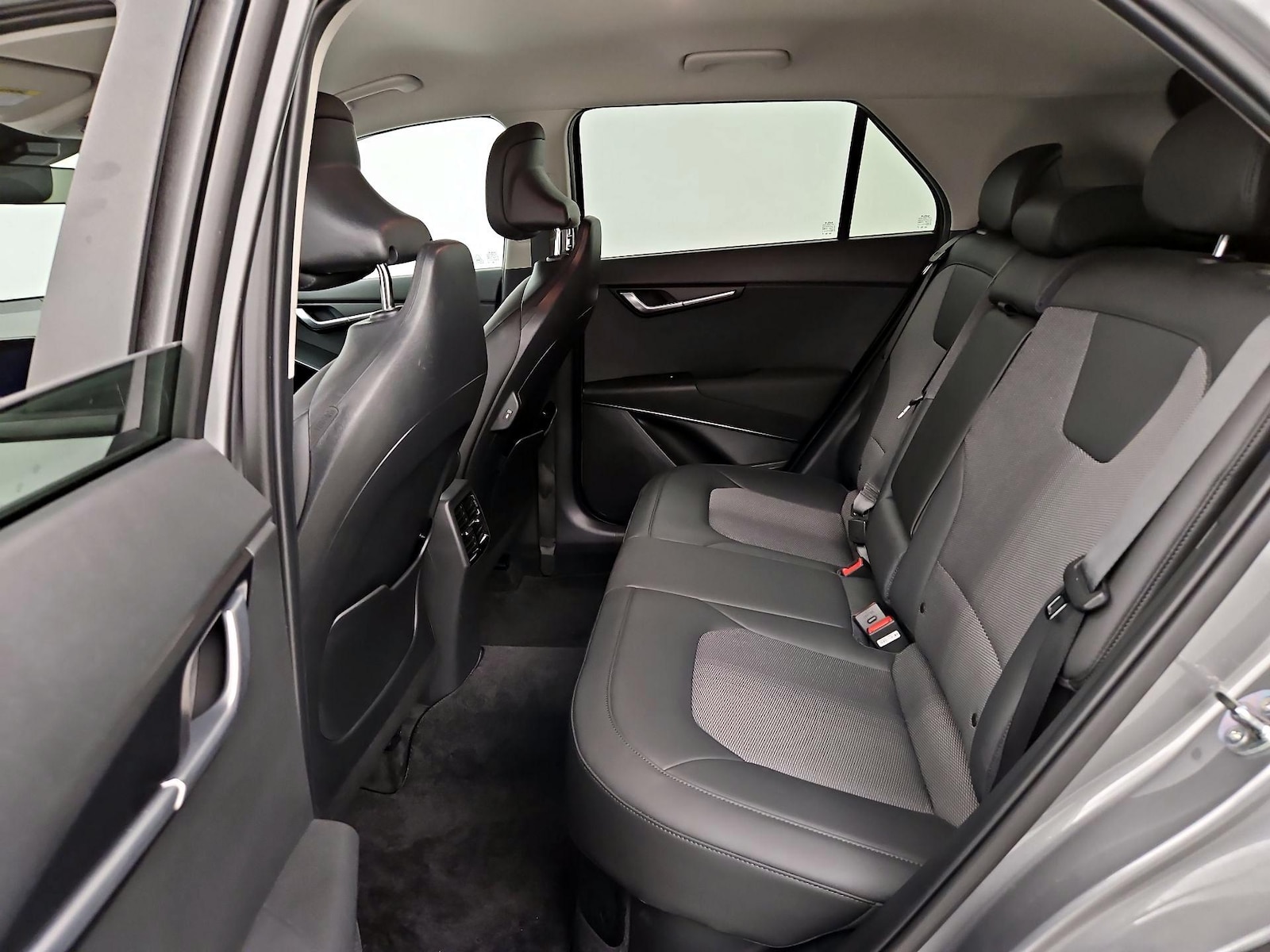 2024 Kia Niro EX - Photo 21