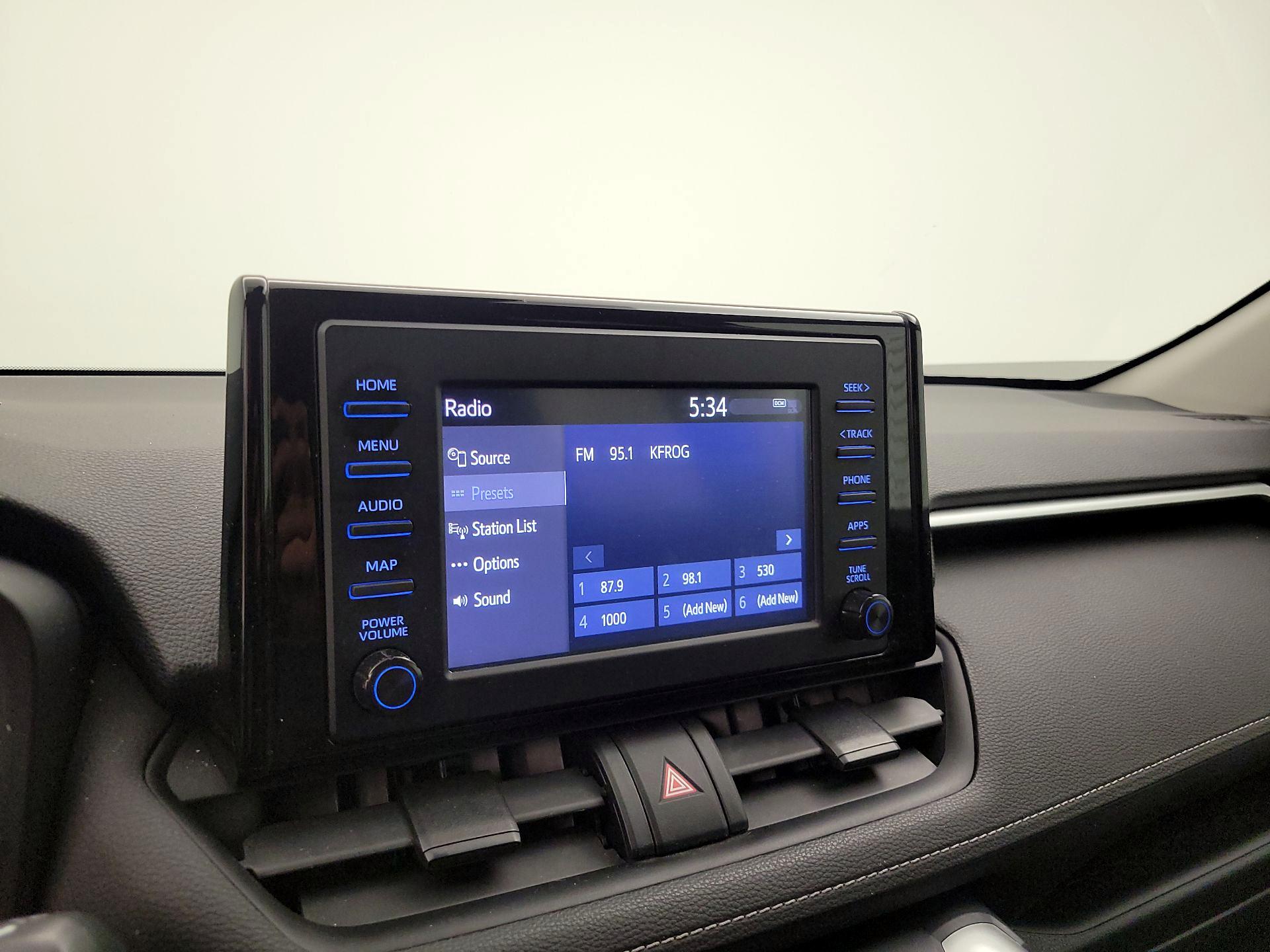 Thumbnail: 2019 Toyota RAV4 - 15