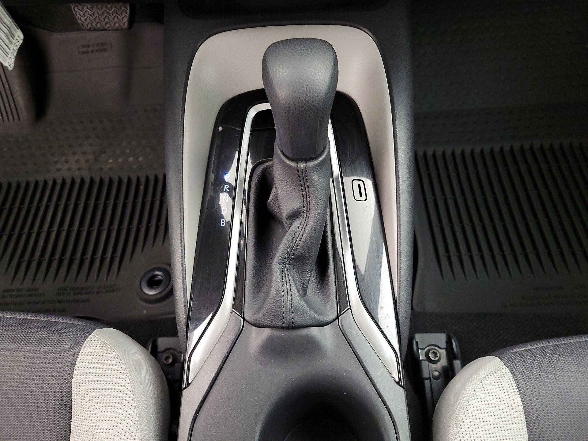 Thumbnail: 2025 Toyota Corolla - 17