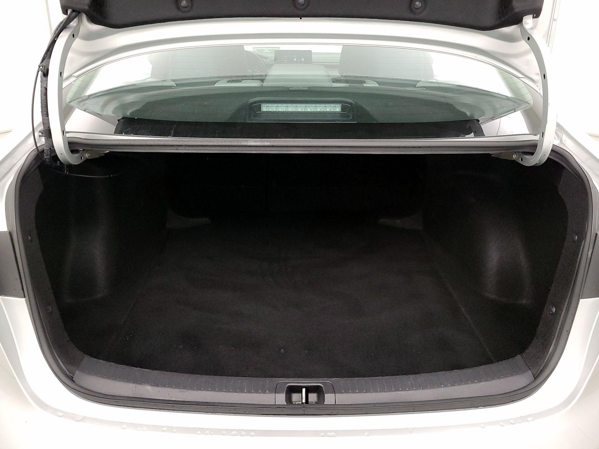 Thumbnail: 2025 Toyota Corolla - 20