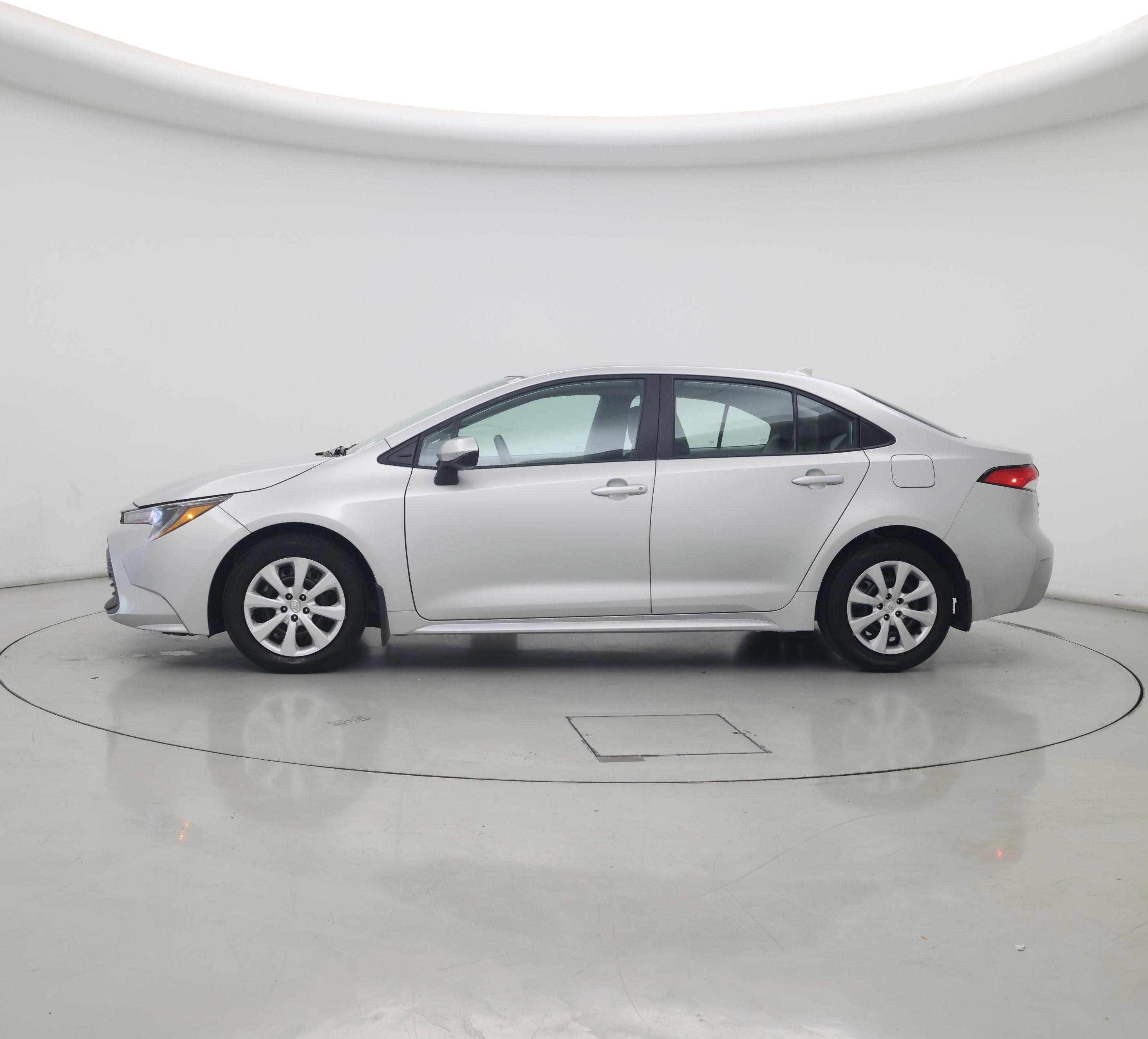 Thumbnail: 2025 Toyota Corolla - 3