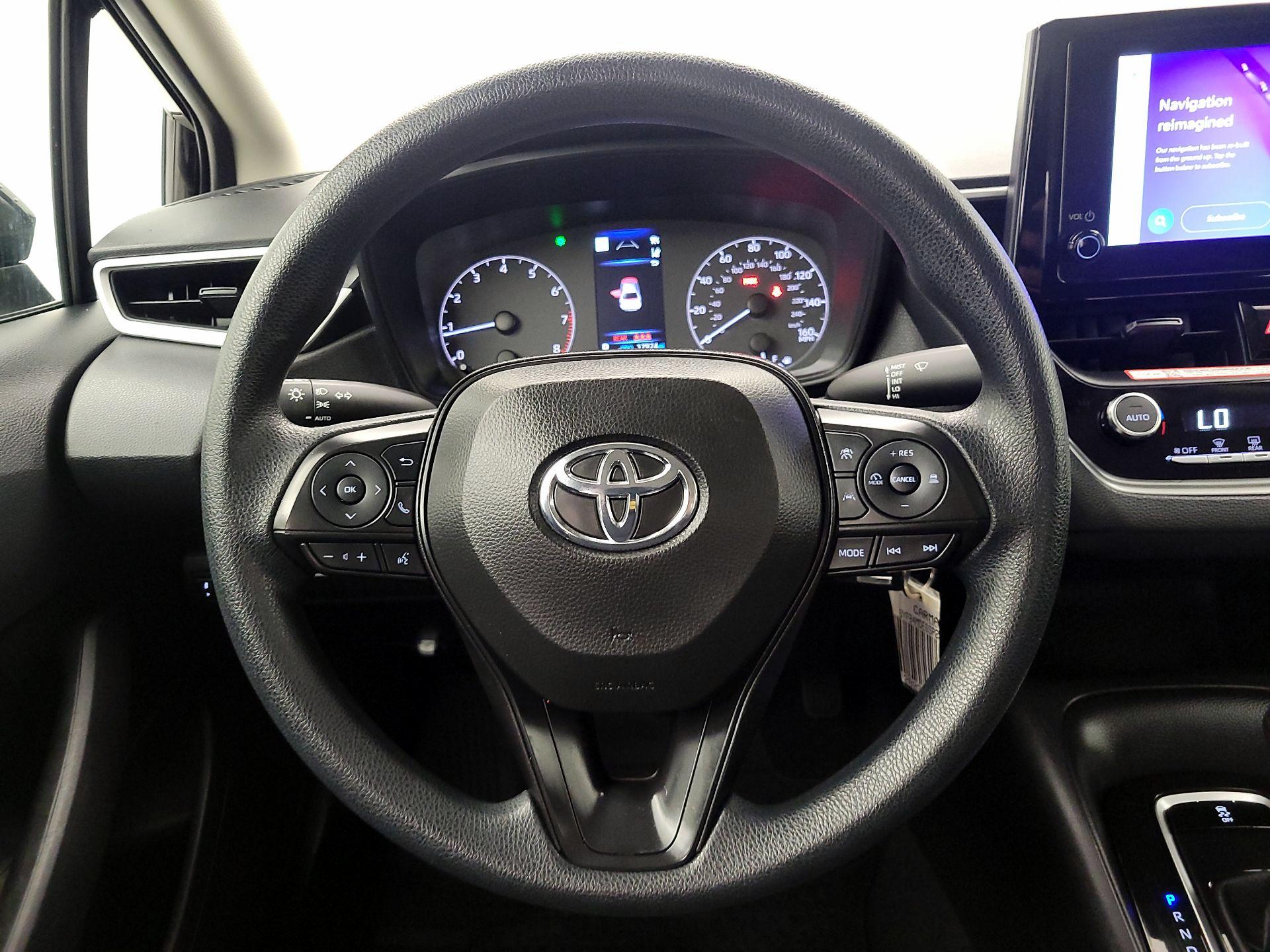 Thumbnail: 2025 Toyota Corolla - 10