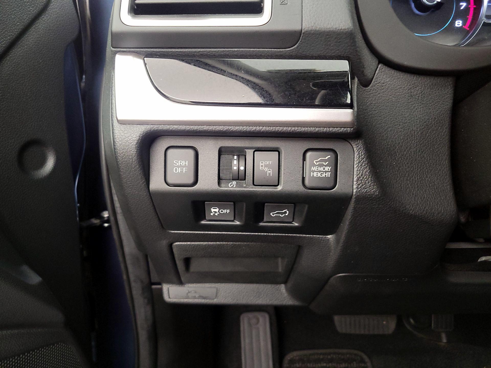 Thumbnail: 2017 Subaru Forester - 13