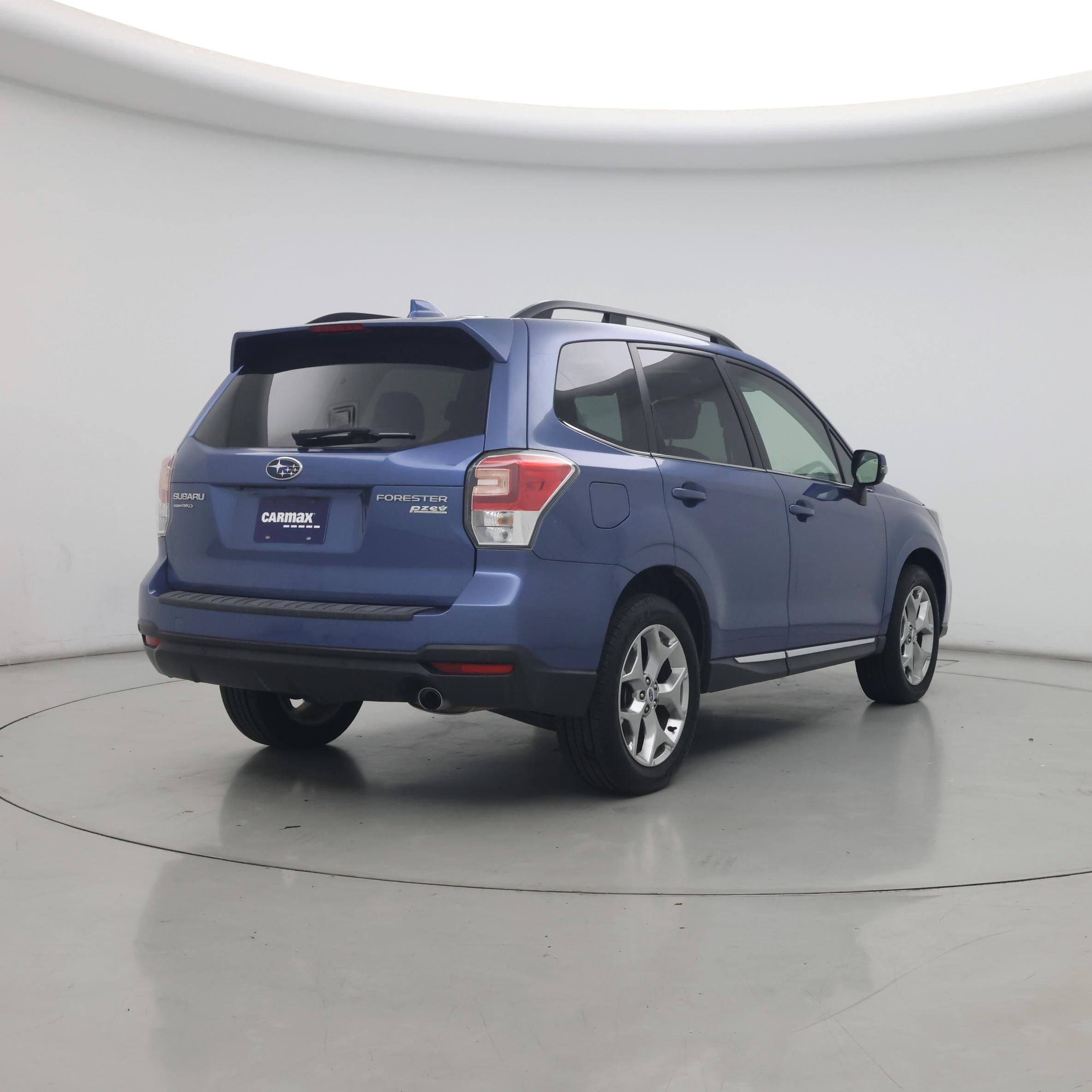 Thumbnail: 2017 Subaru Forester - 8