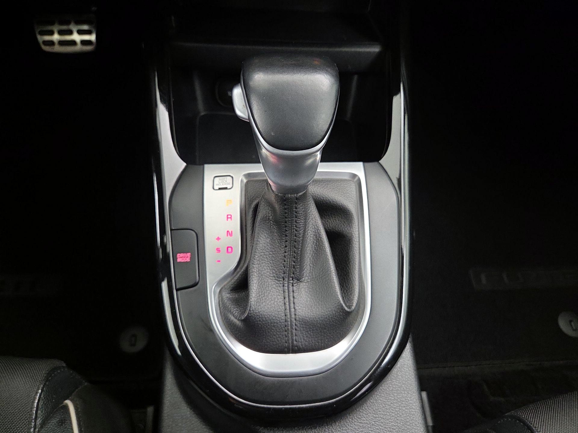 Thumbnail: 2021 Kia Forte - 17