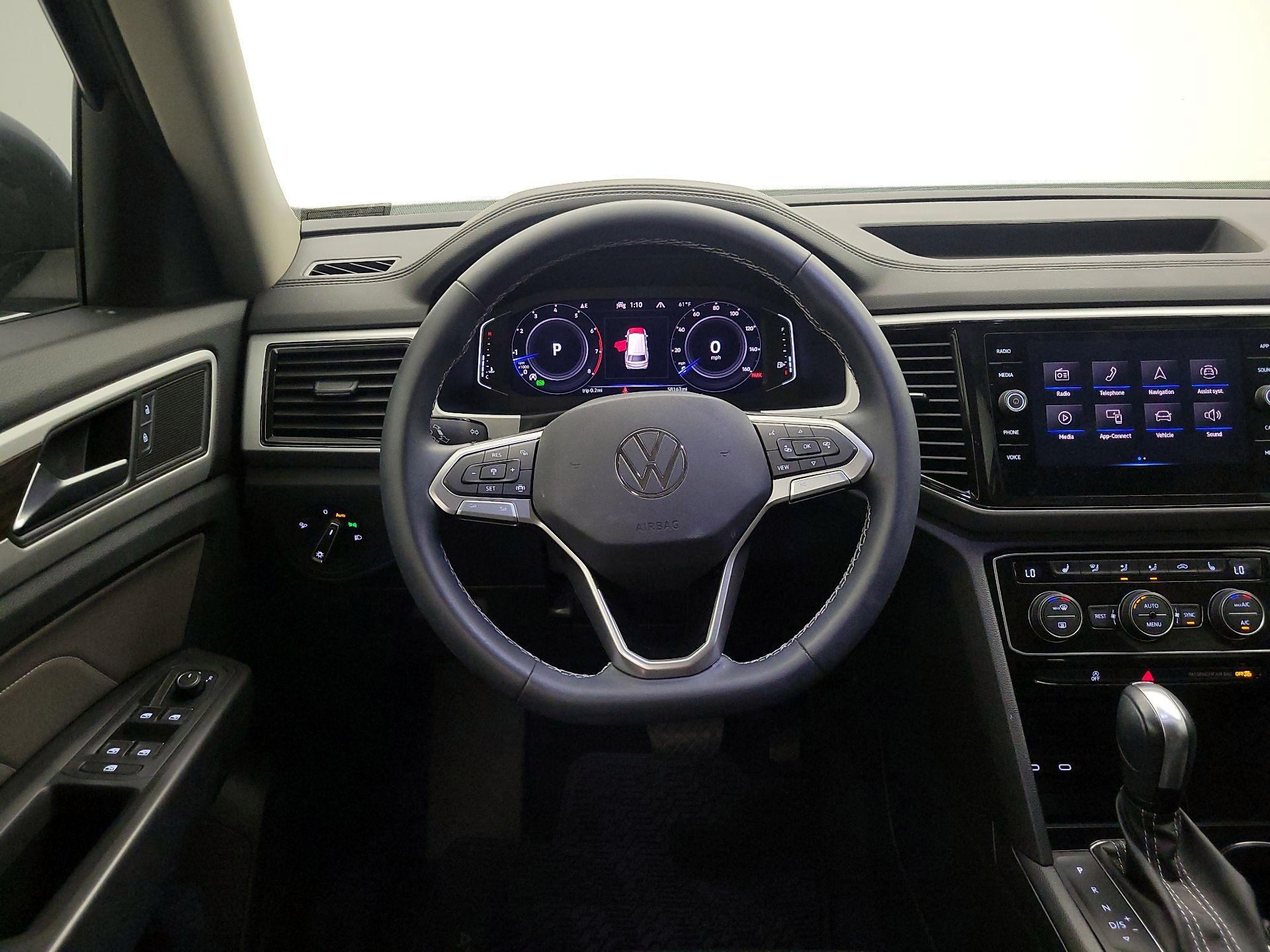 Thumbnail: 2022 Volkswagen Atlas - 10