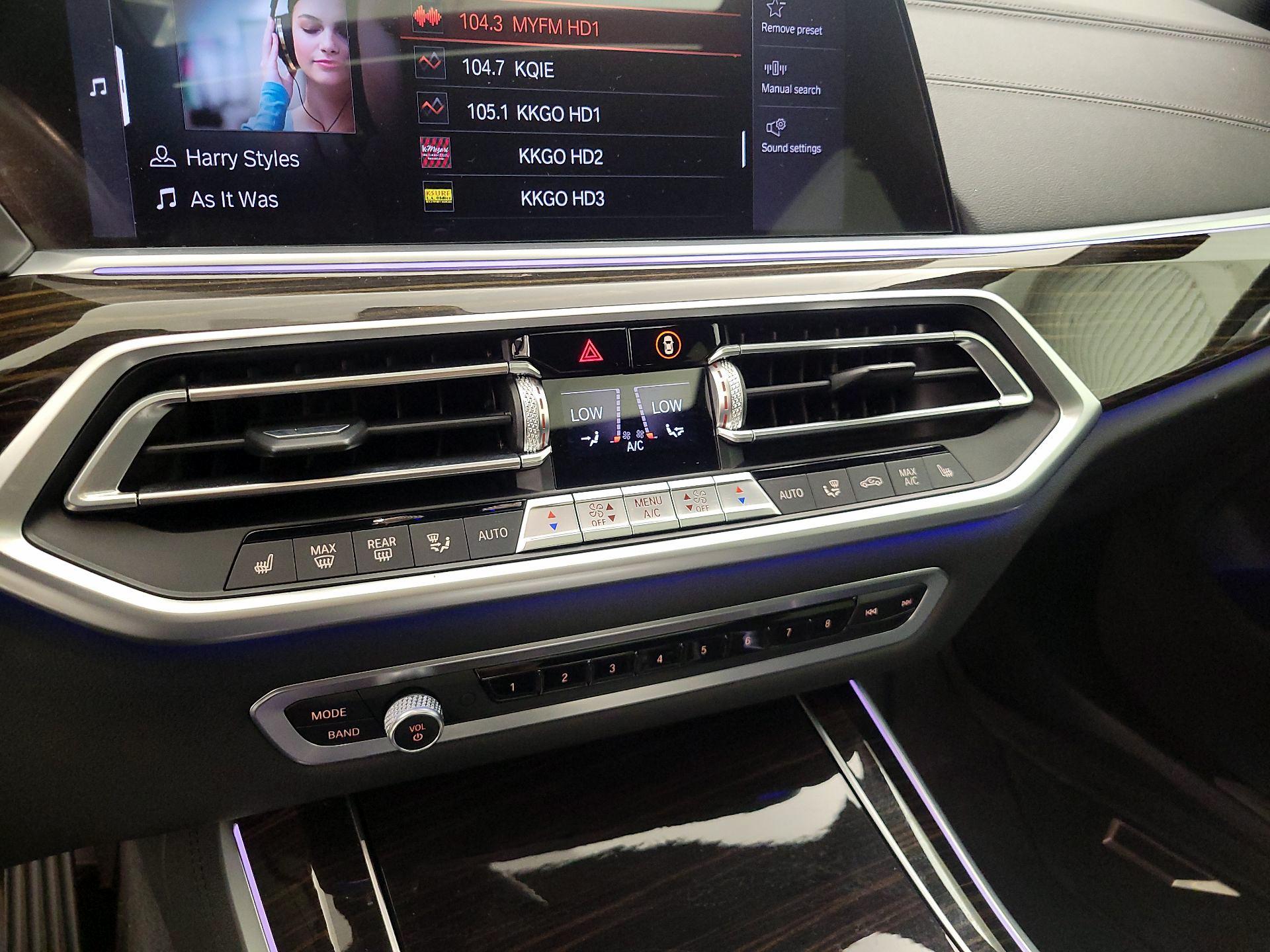 Thumbnail: 2021 BMW X5 - 16