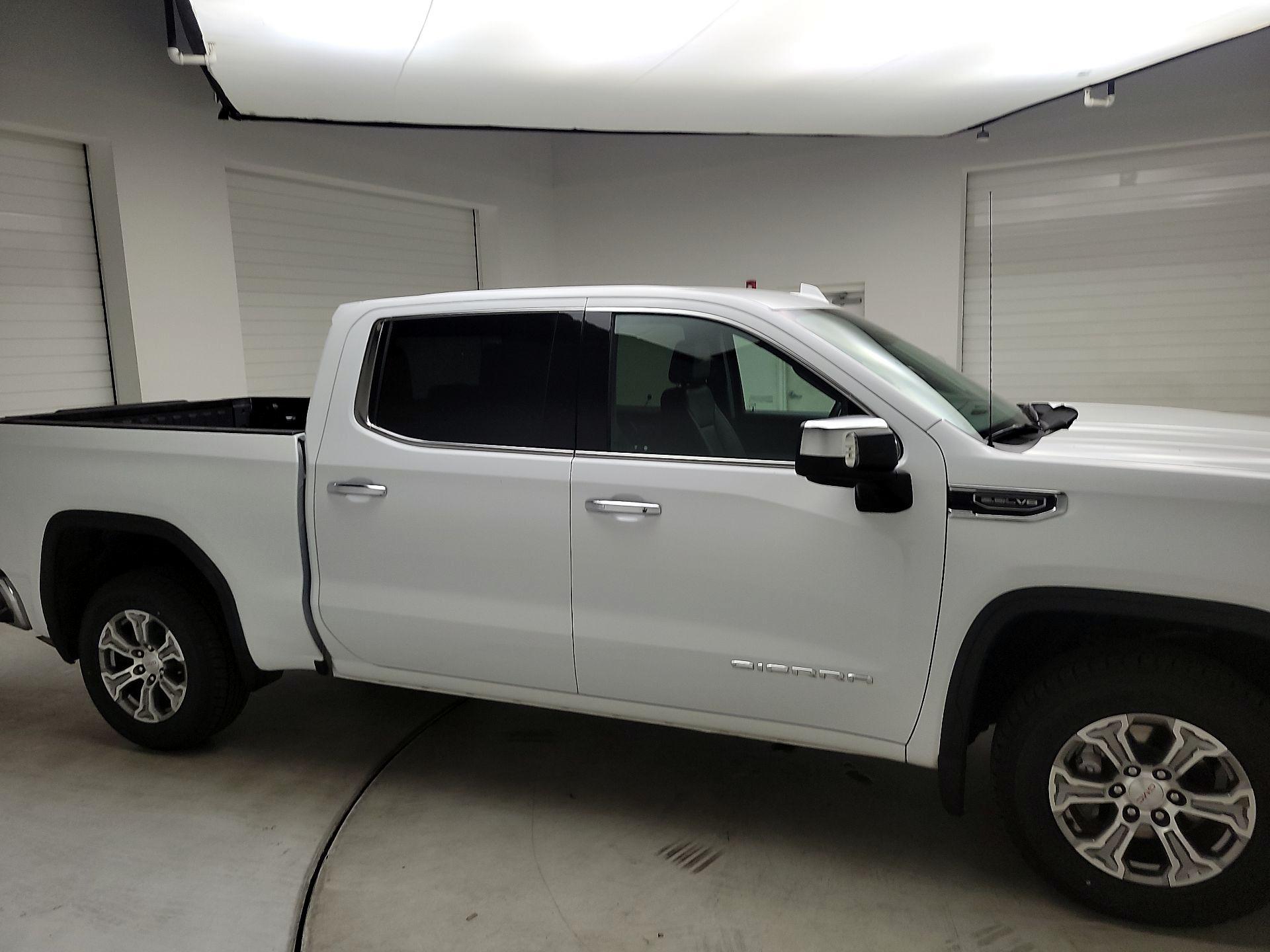 Thumbnail: 2024 GMC Sierra 1500 - 4