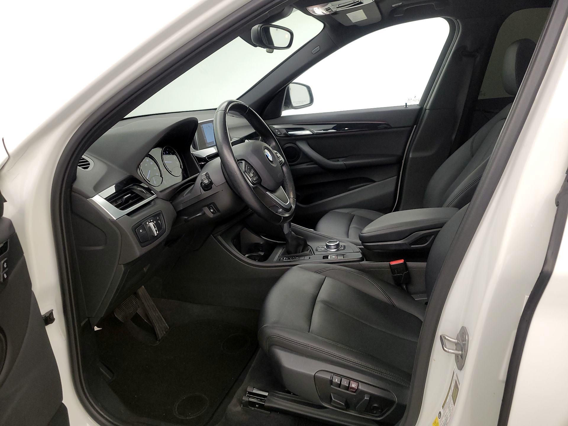 Thumbnail: 2019 BMW X1 - 11