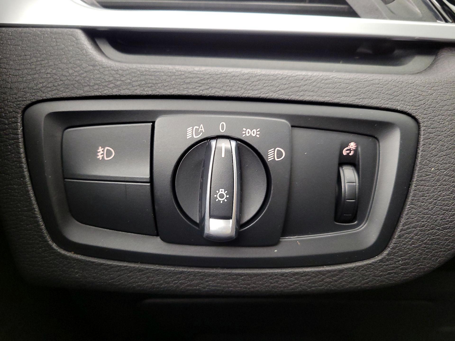 Thumbnail: 2019 BMW X1 - 13