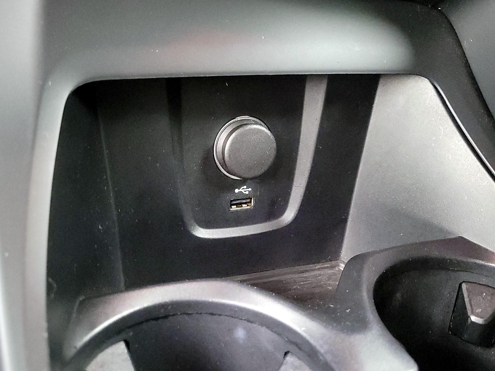 Thumbnail: 2019 BMW X1 - 19