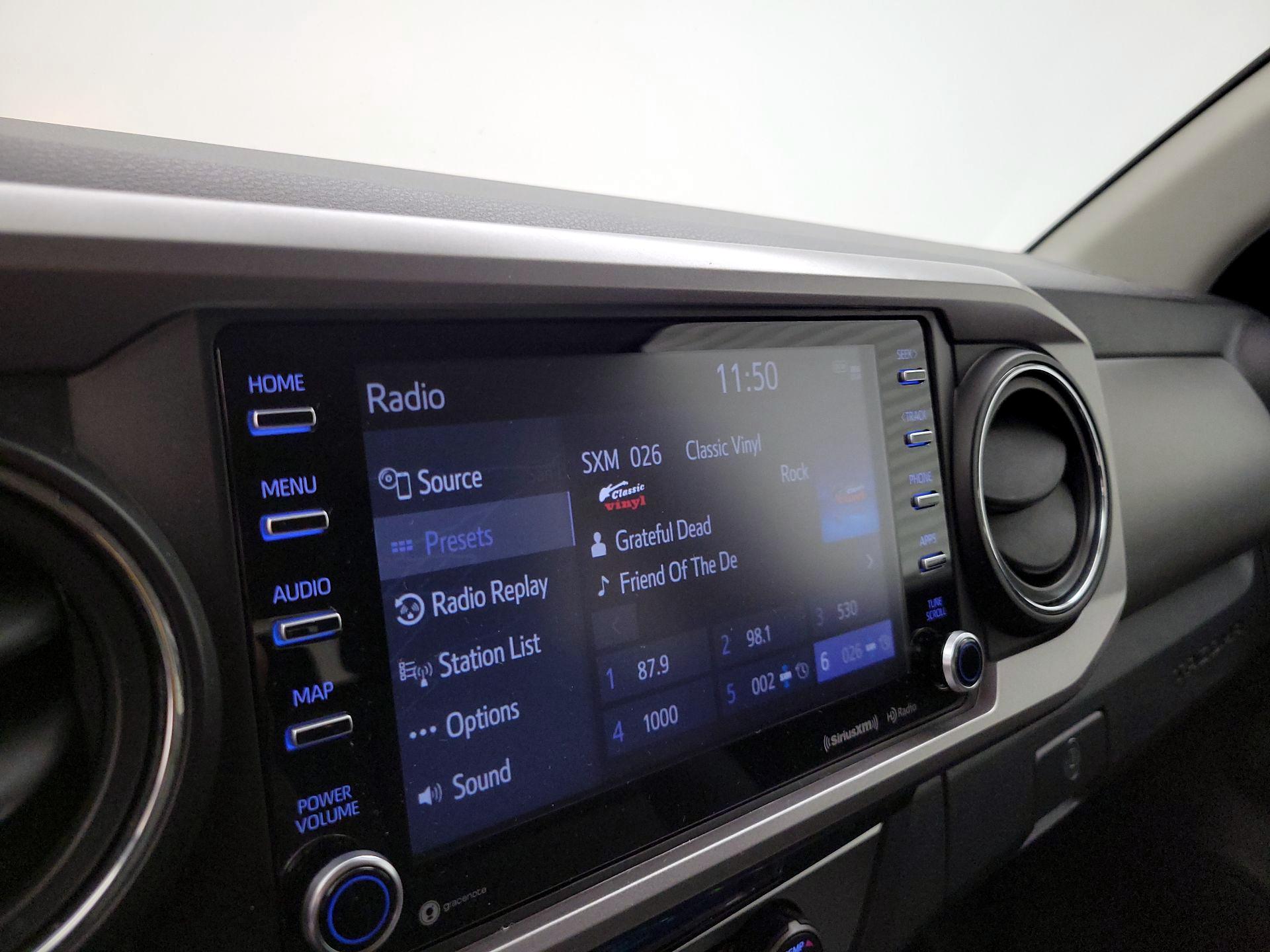 Thumbnail: 2021 Toyota Tacoma - 15