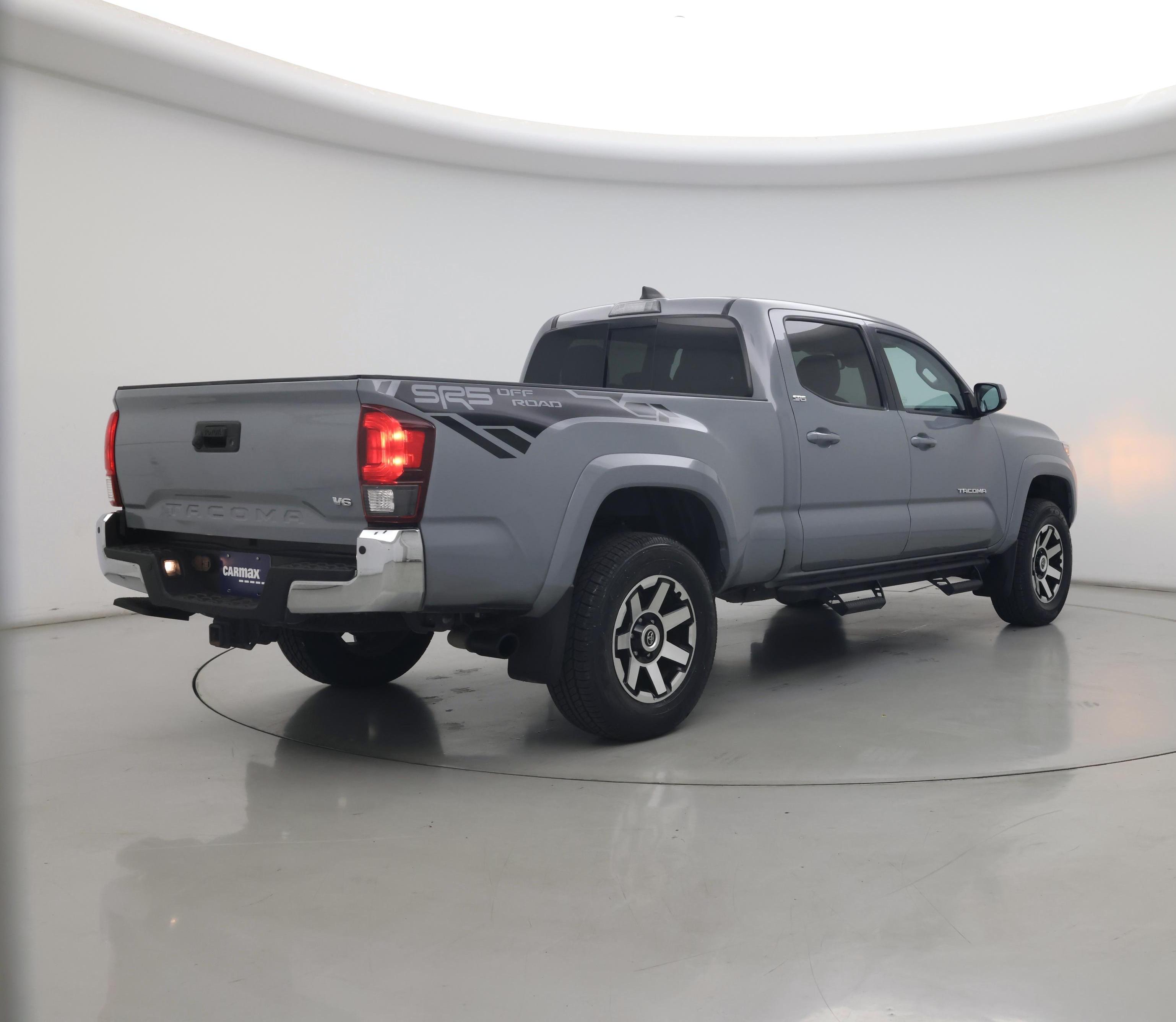 Thumbnail: 2021 Toyota Tacoma - 8