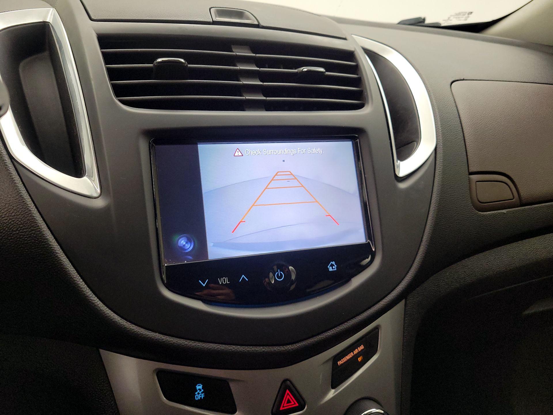 Thumbnail: 2016 Chevrolet Trax - 14