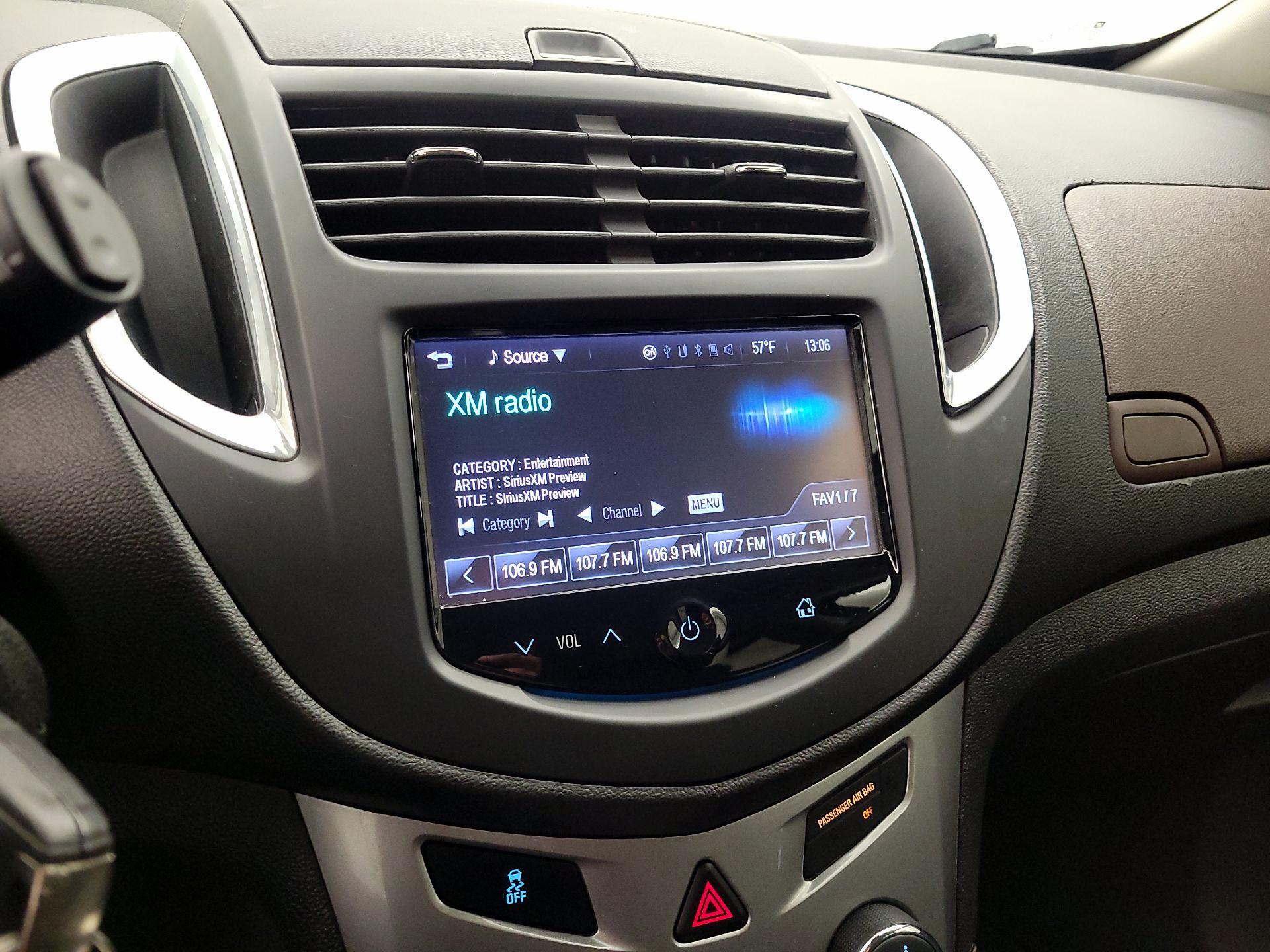 Thumbnail: 2016 Chevrolet Trax - 15