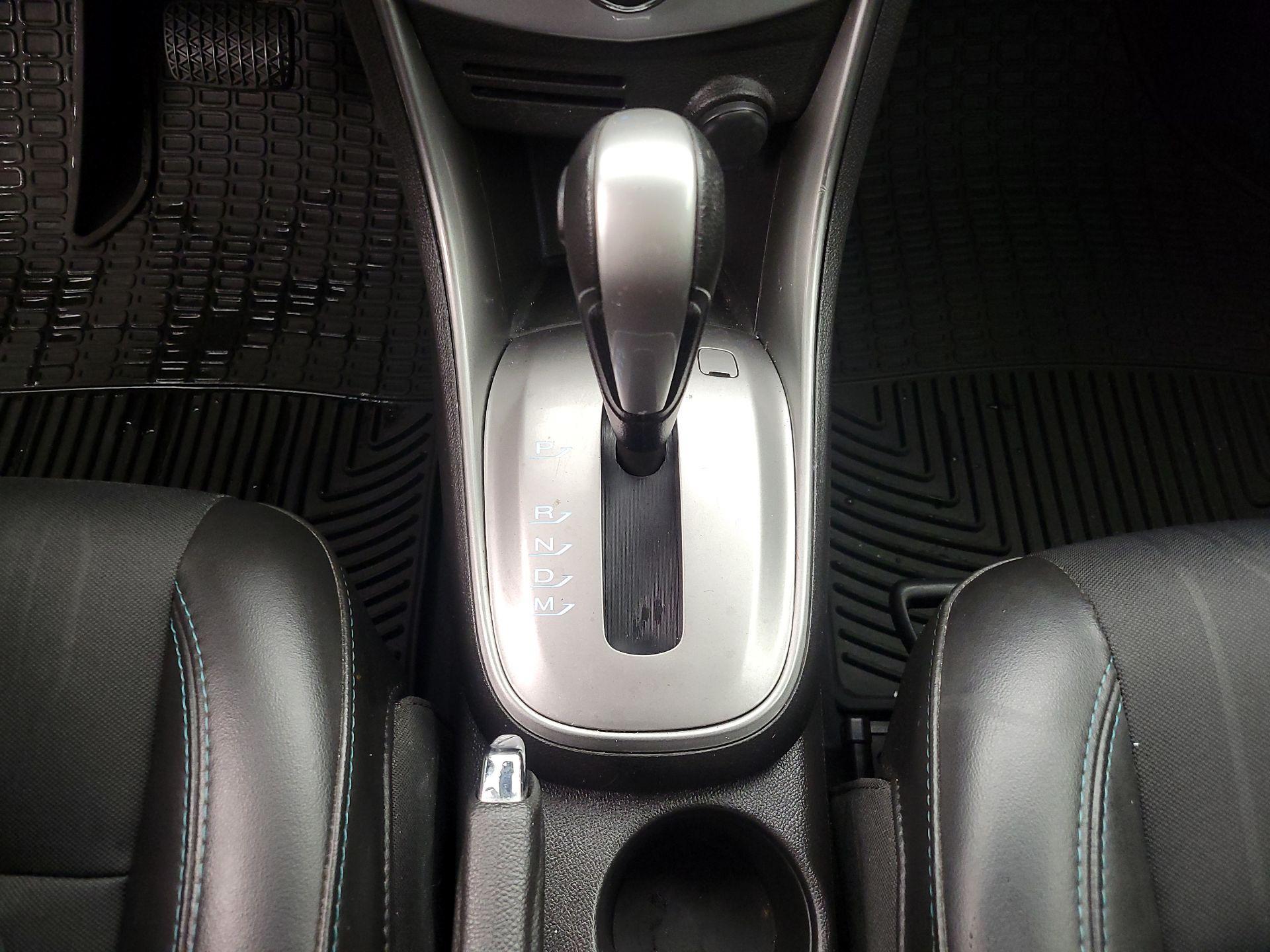 Thumbnail: 2016 Chevrolet Trax - 17