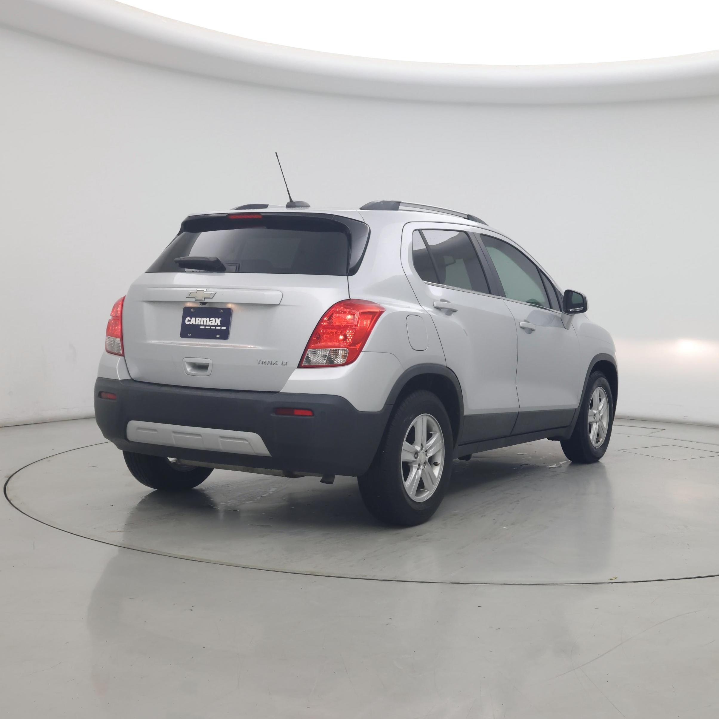 Thumbnail: 2016 Chevrolet Trax - 8