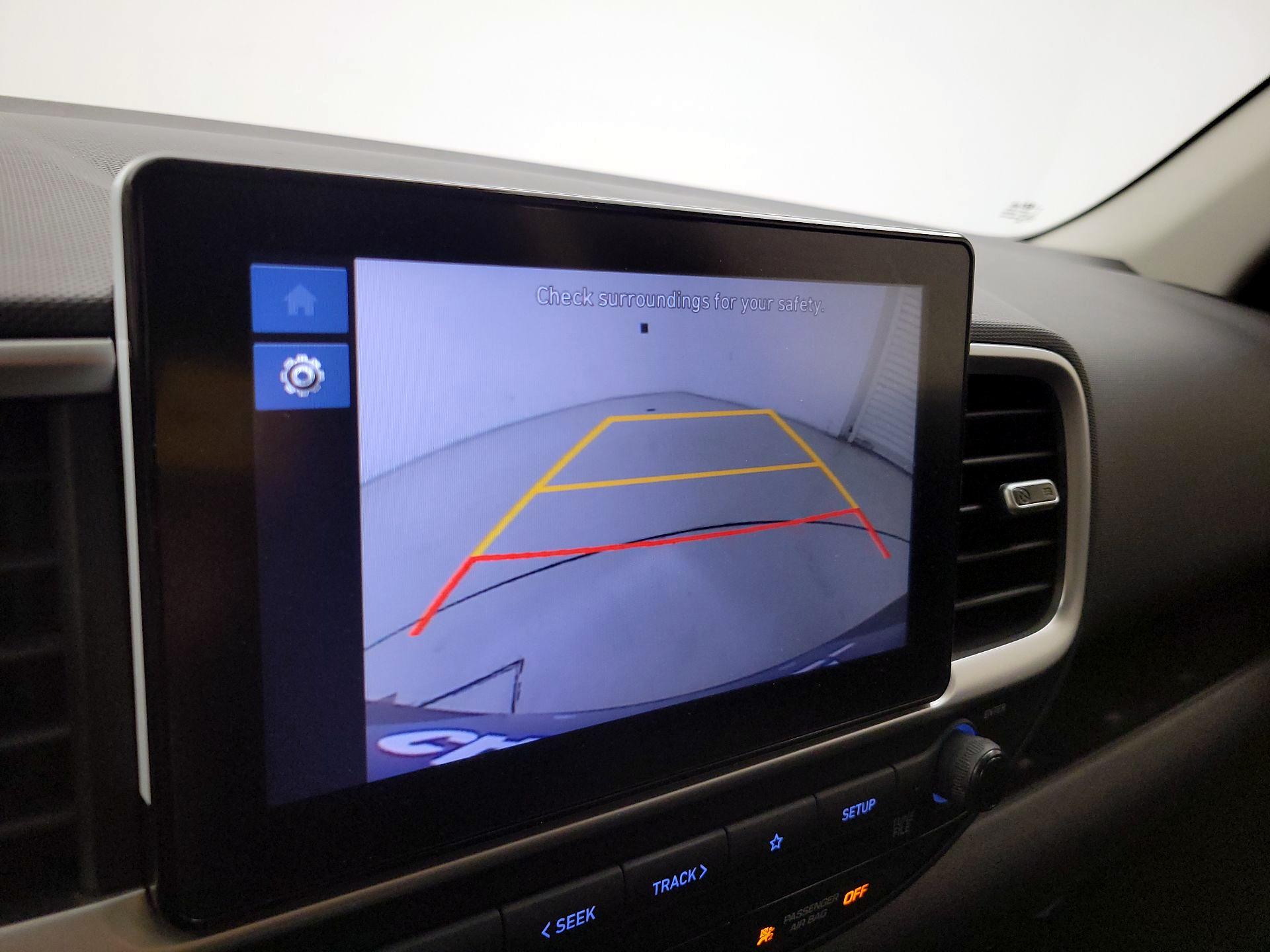 Thumbnail: 2023 Hyundai Venue - 14