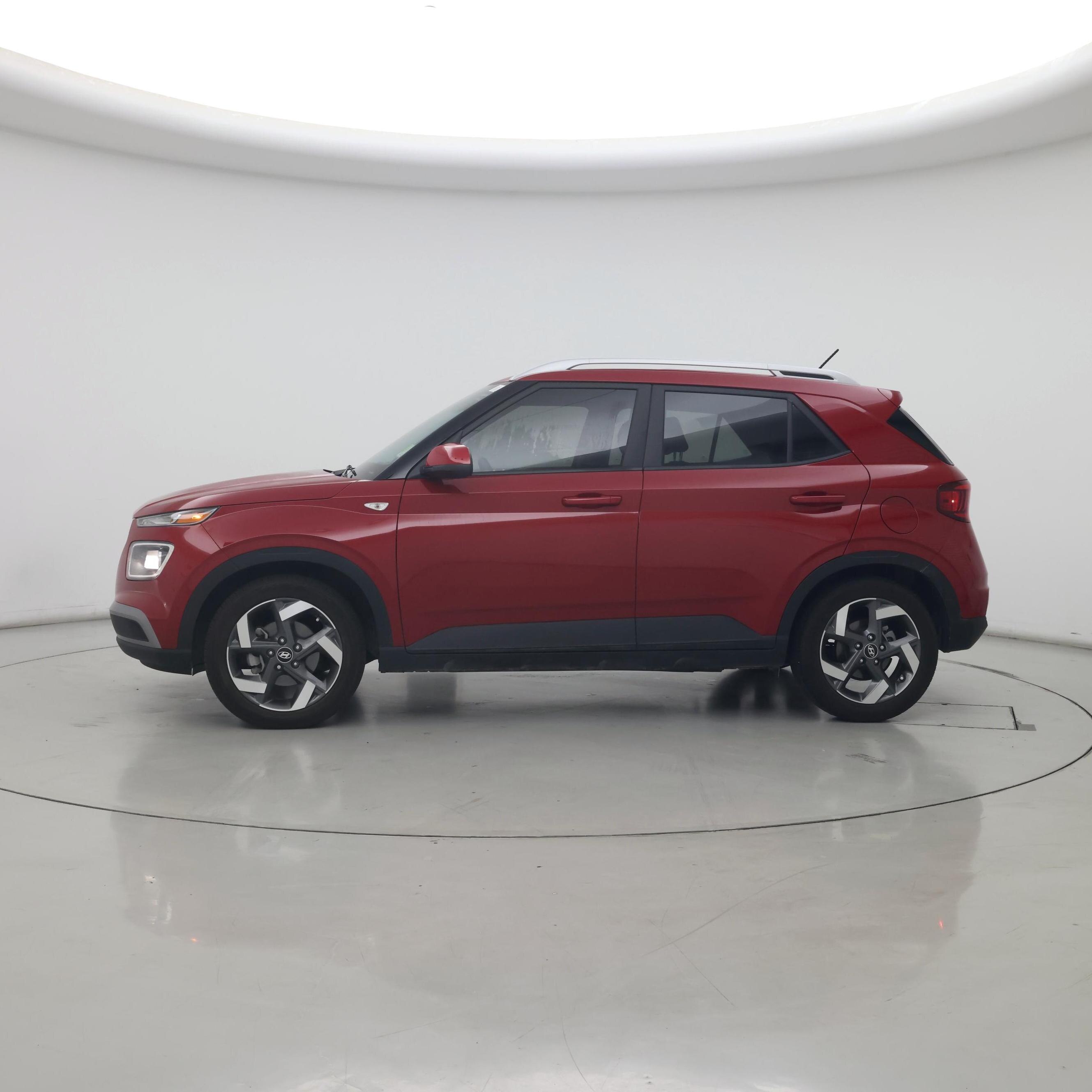 Thumbnail: 2023 Hyundai Venue - 3