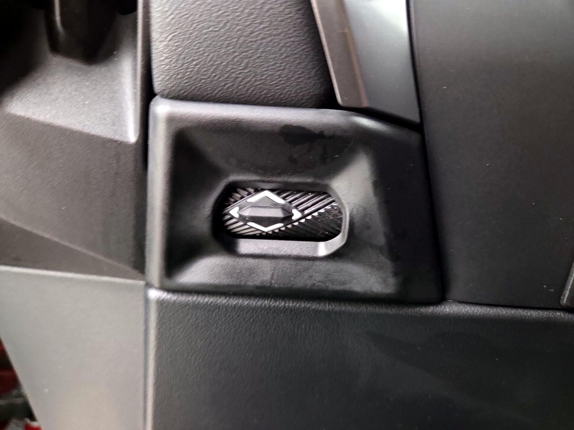 Thumbnail: 2025 BMW X3 - 13