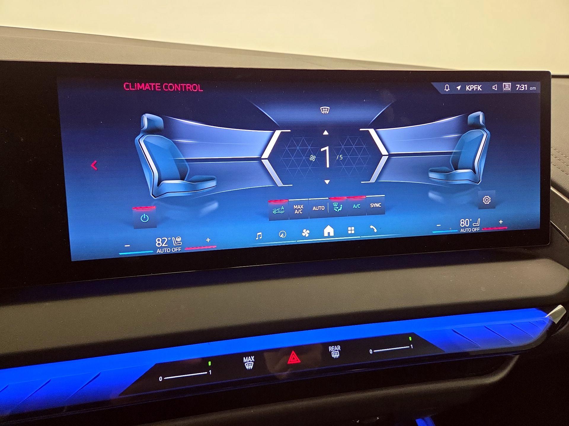 Thumbnail: 2025 BMW X3 - 16